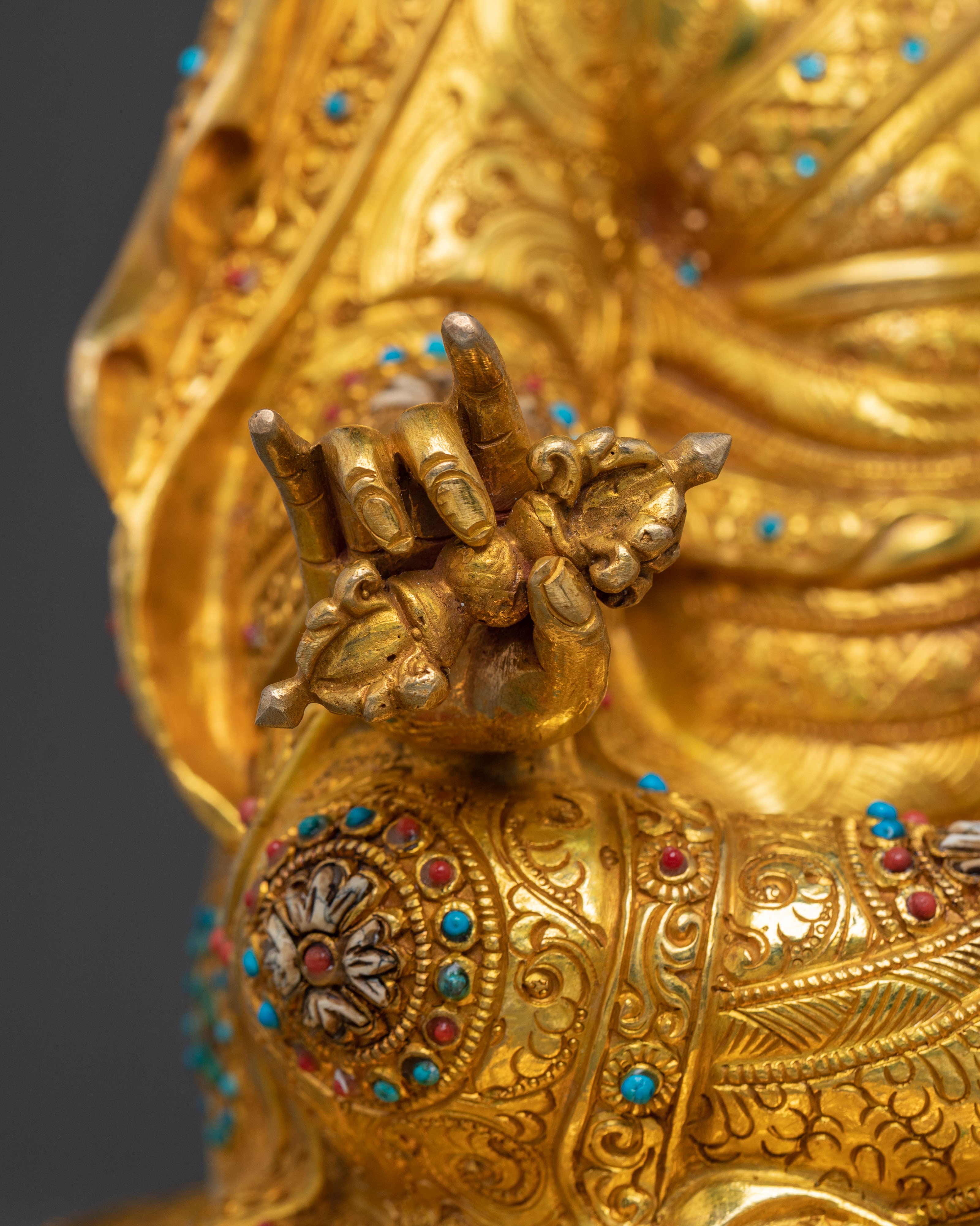 Divine Guru Rinpoche Statue for Spiritual Transformation