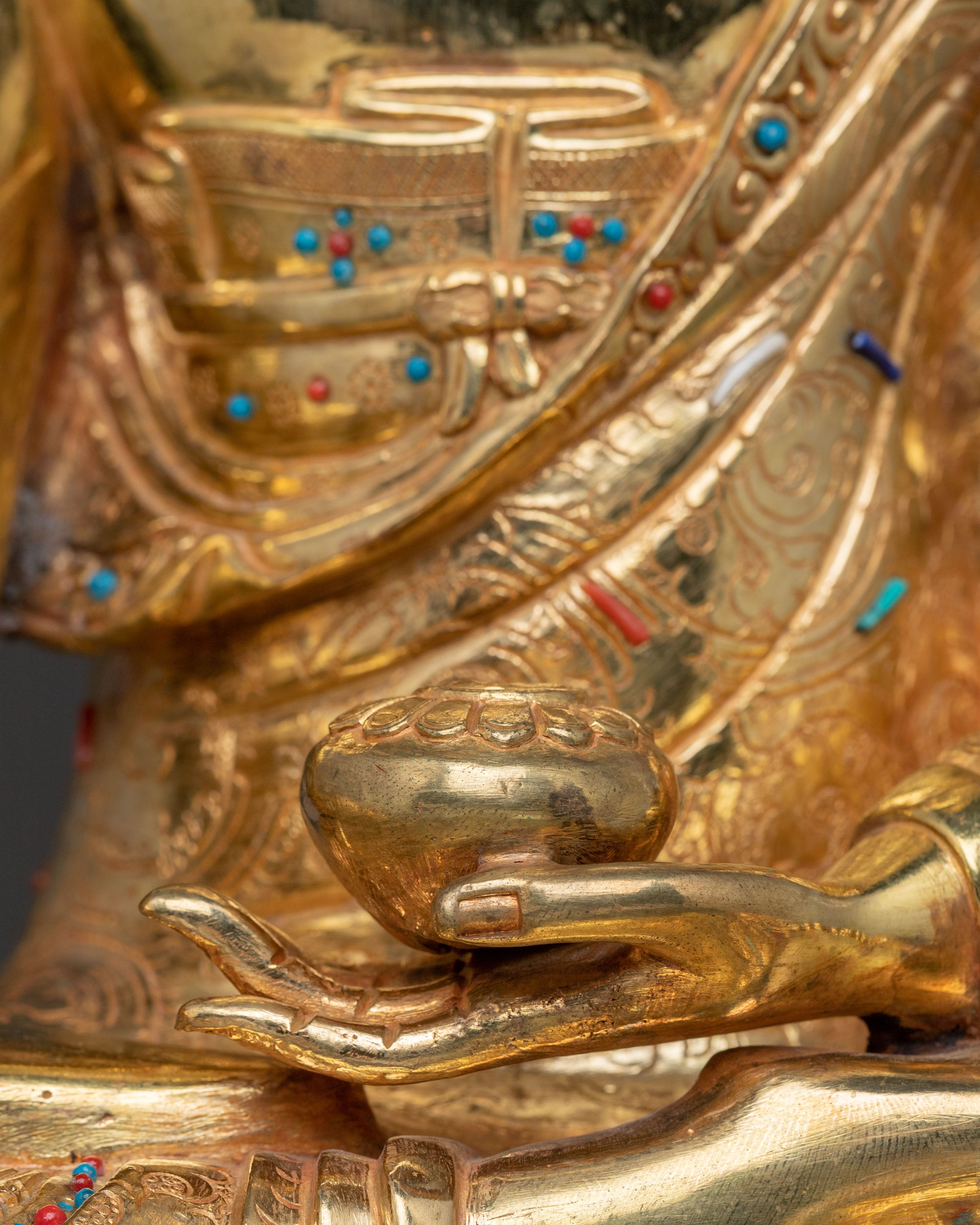 Shakyamuni Buddha: 24k Gold Gilded Figurine
