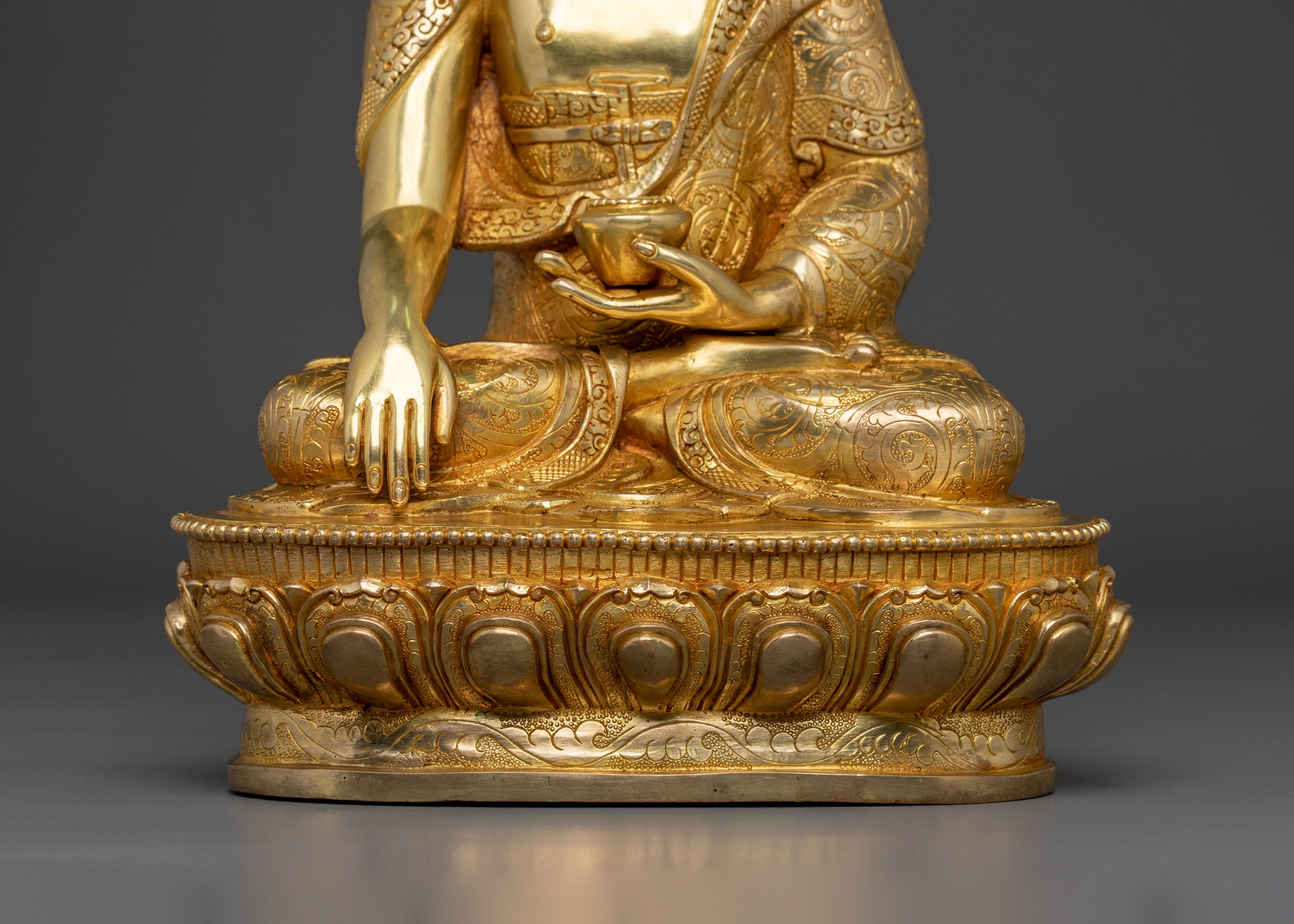 Shakyamuni Buddha Sculpture | Awakened Master