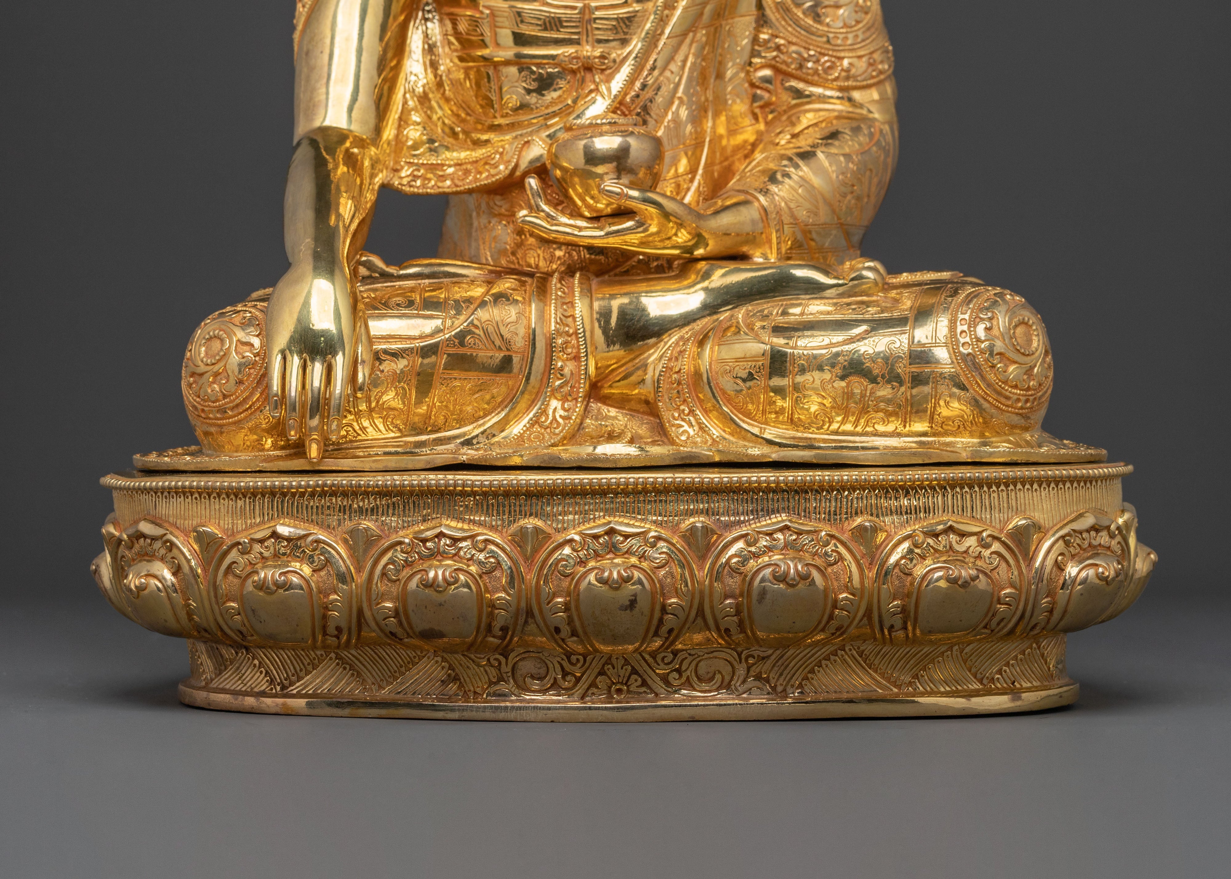 Shakyamuni Enlightened Buddha Altar Decor | Sacred Buddhist Statue