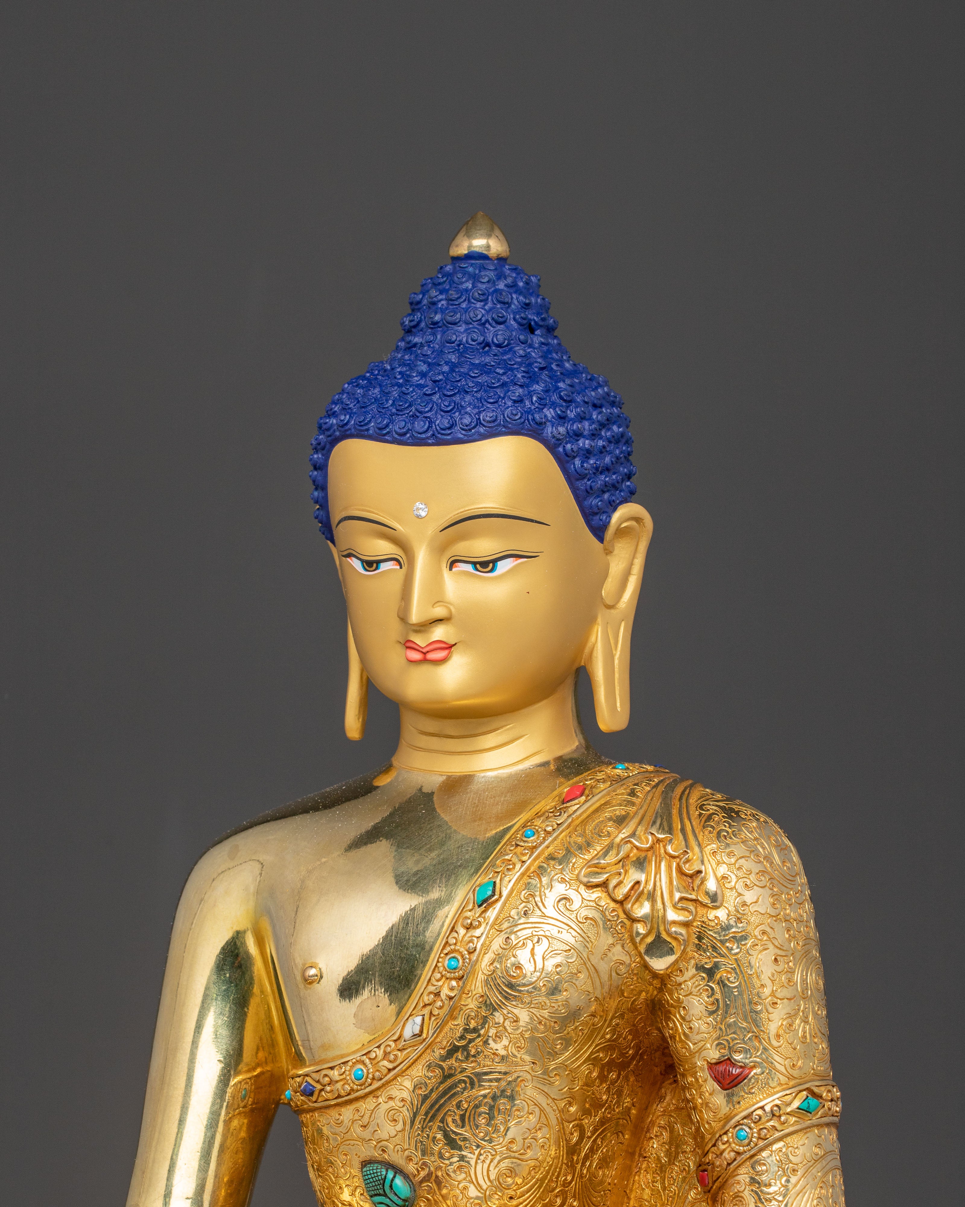 Shakyamuni Buddha Sculpture | A Beacon of Enlightenment and Serenity