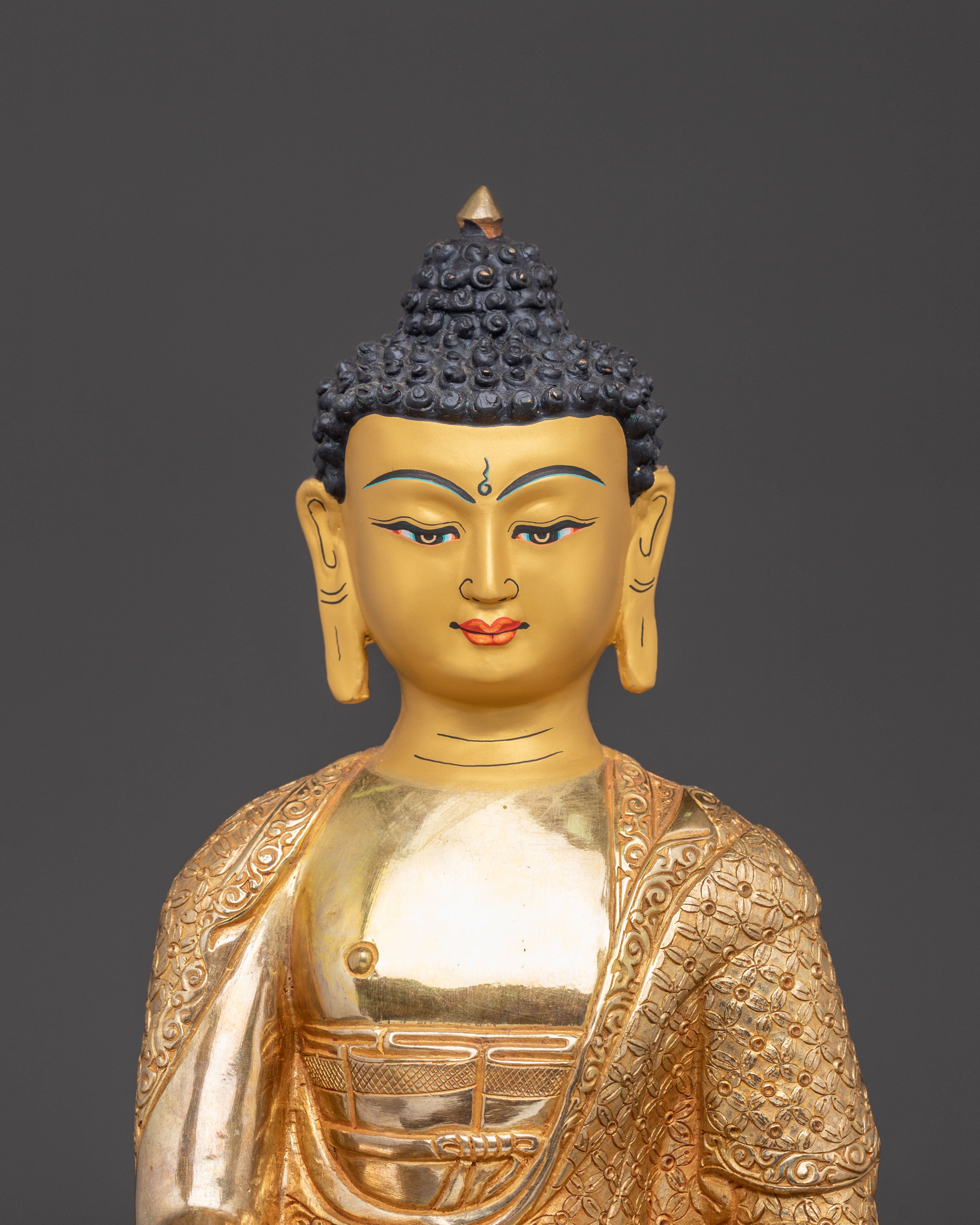 Shakyamuni Buddha Buddhist Statue: 24K Gold Gilded Statue