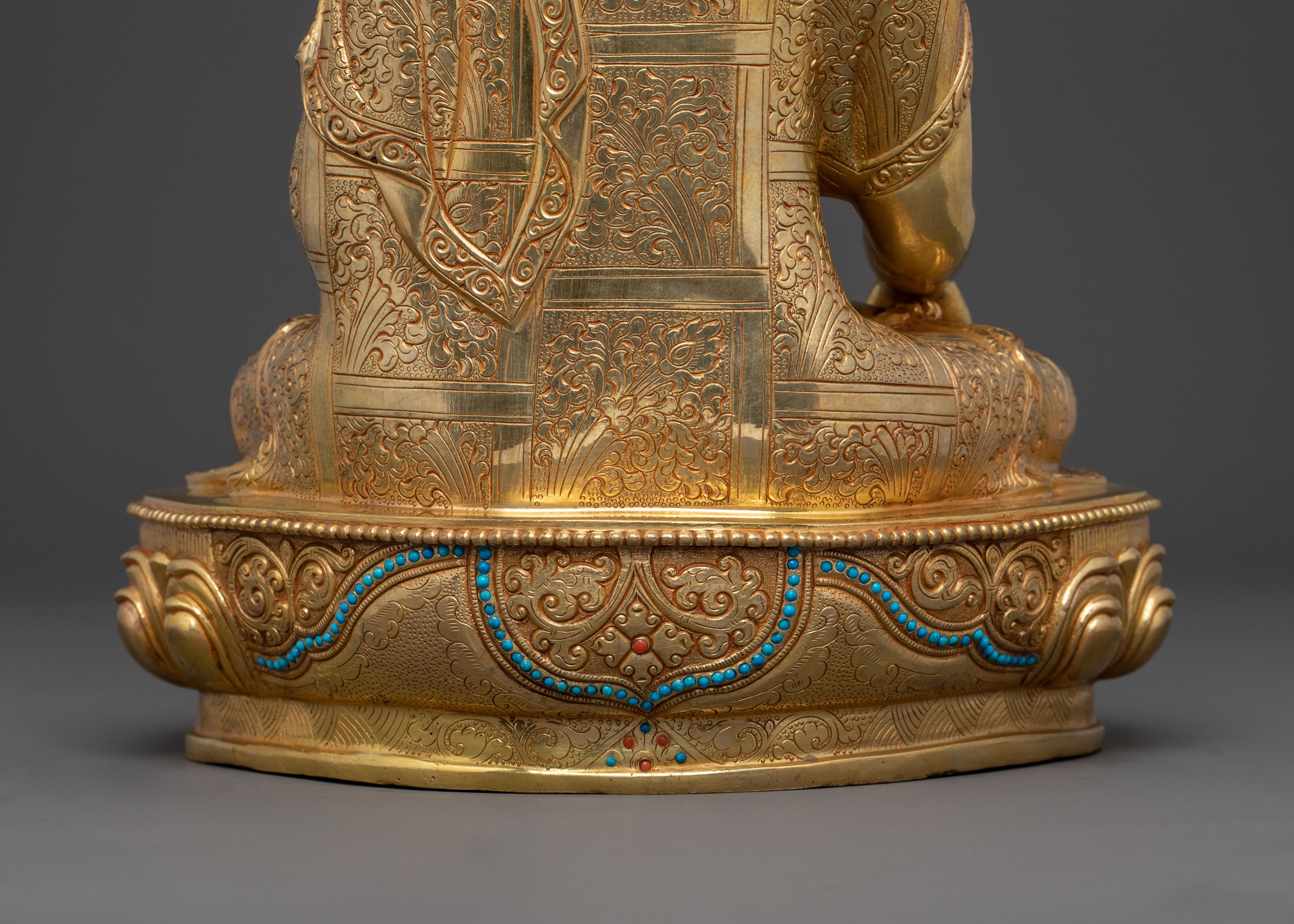 Shakyamuni Buddha Statue | Enlightened Presence