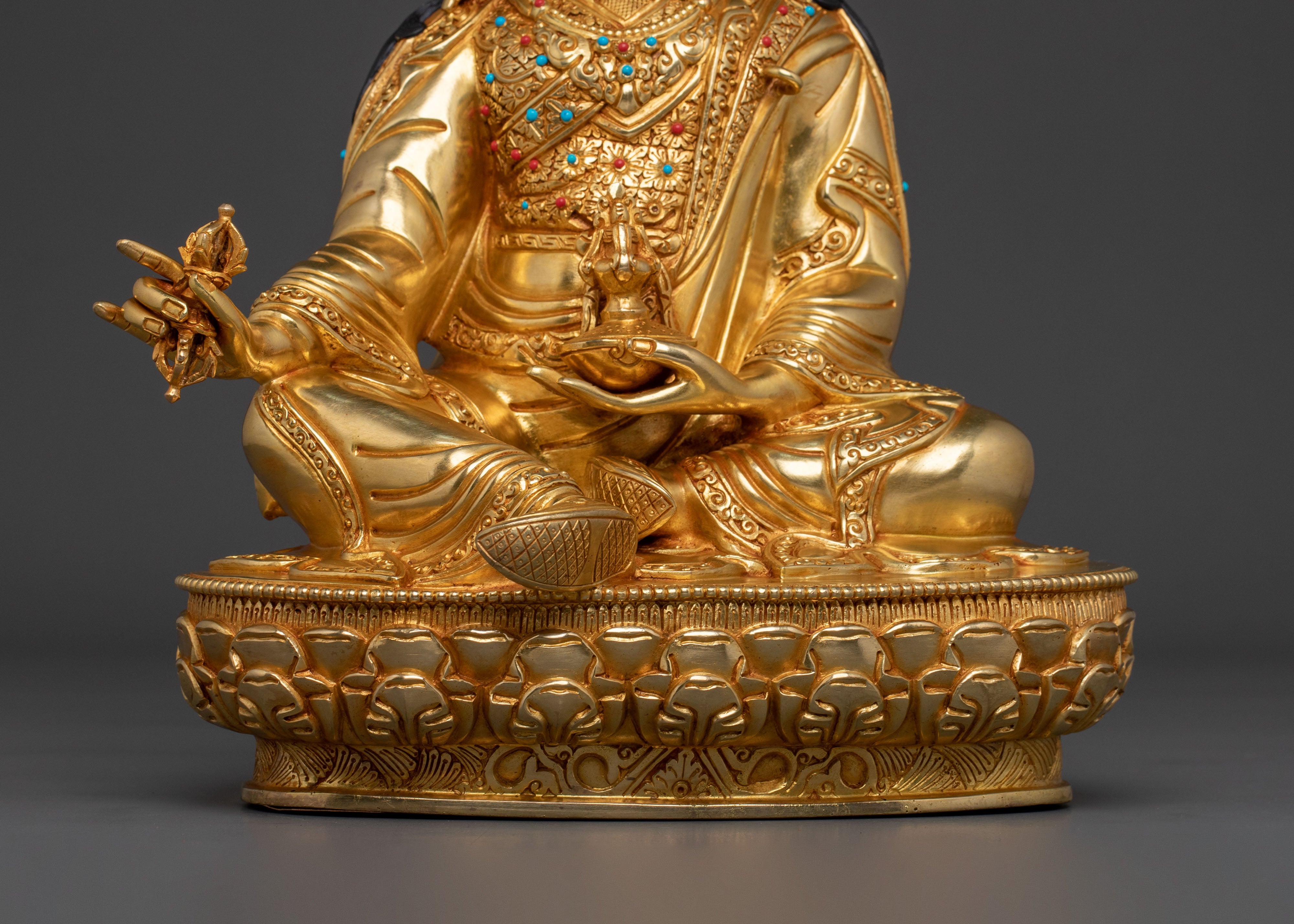 Guru Rinpoche Sculpture | Tantric Master of Tibetan Buddhism