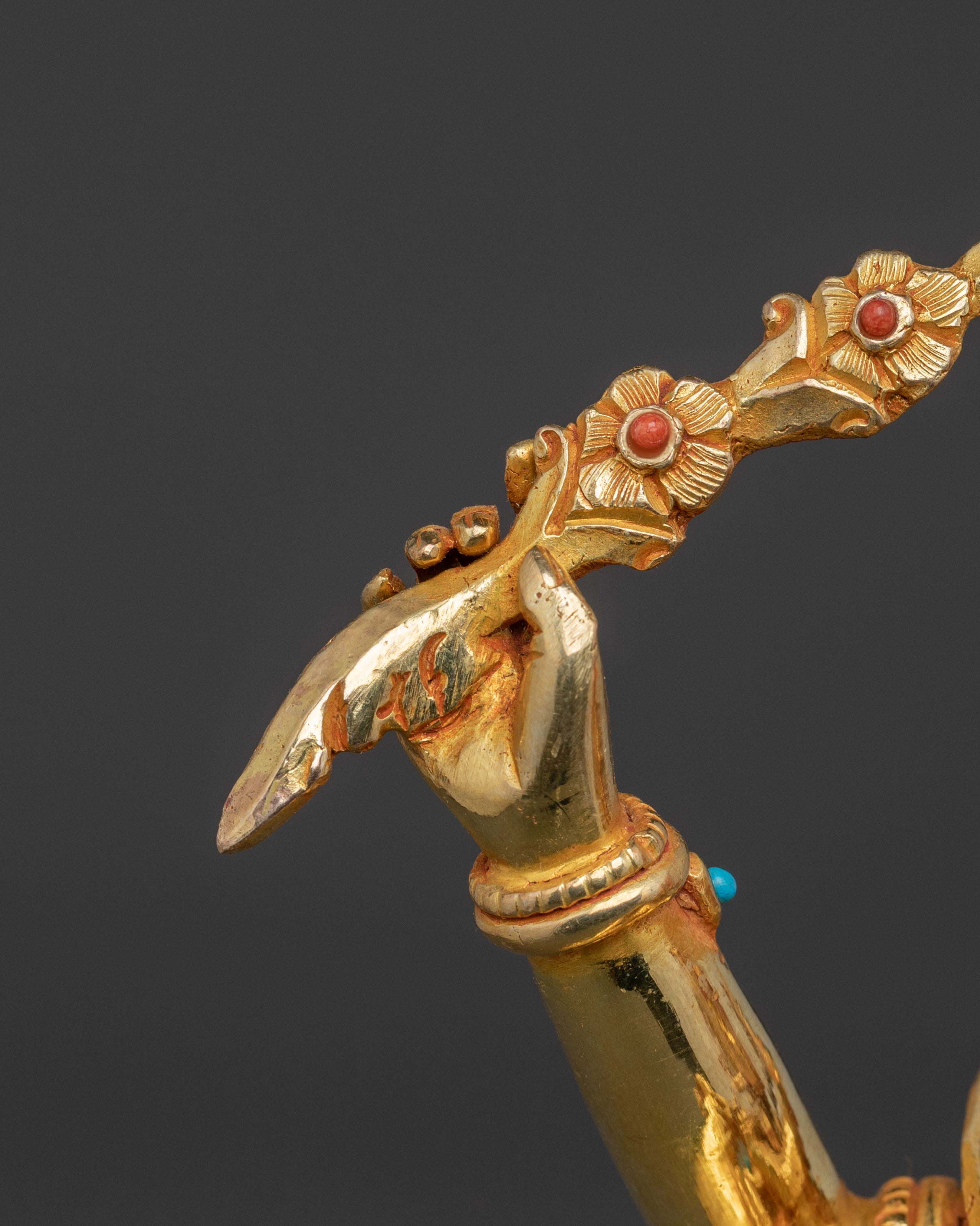 Kurukulla Spiritual Figurine | Divine Enchantress Dakini Sculpture