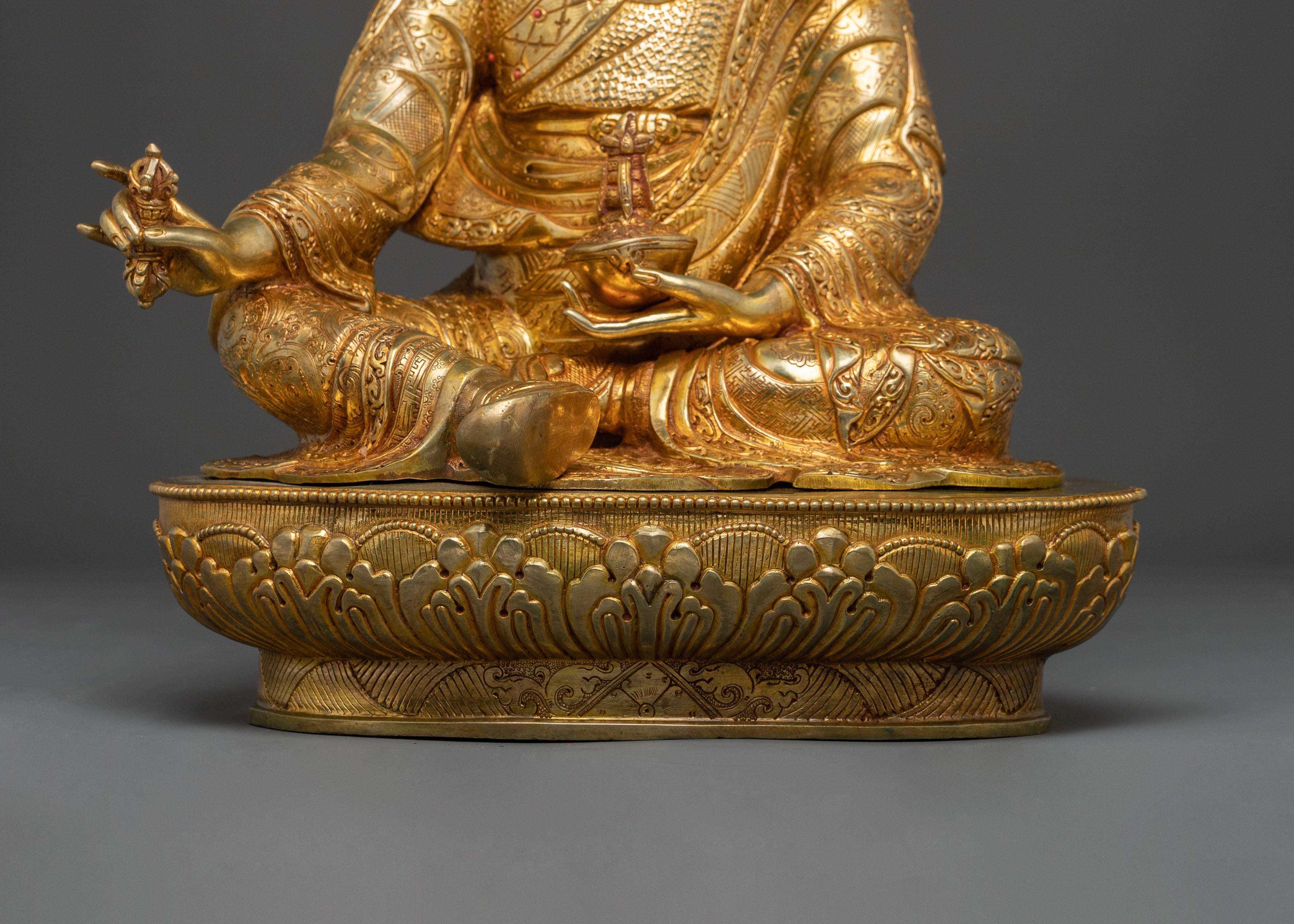 Guru Rinpoche Statue | Buddhist Master Sculpture