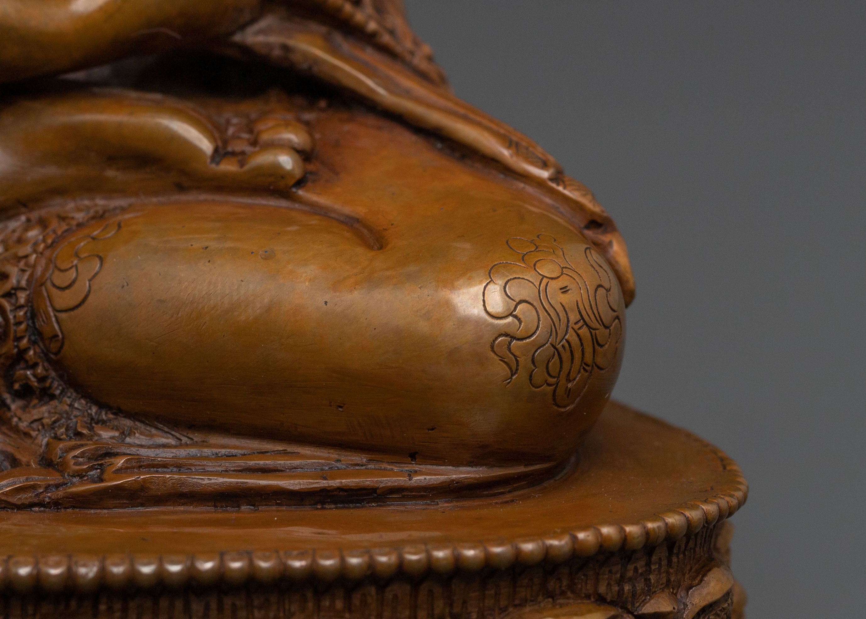 Shakyamuni Buddha Meditation Divine Figure | Symbol of Awakening