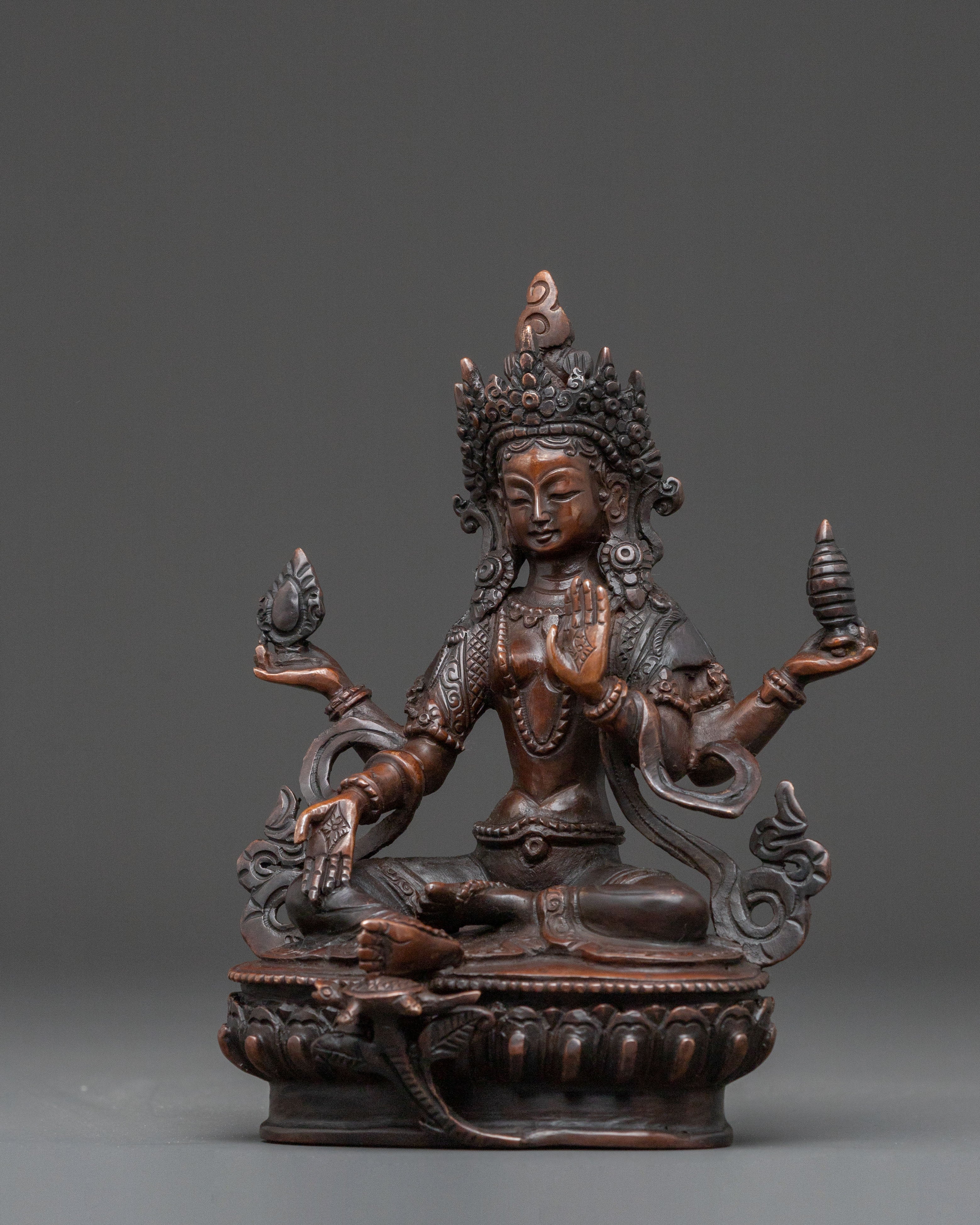 Goddess Laxmi Statue: Embodiment of Fortune