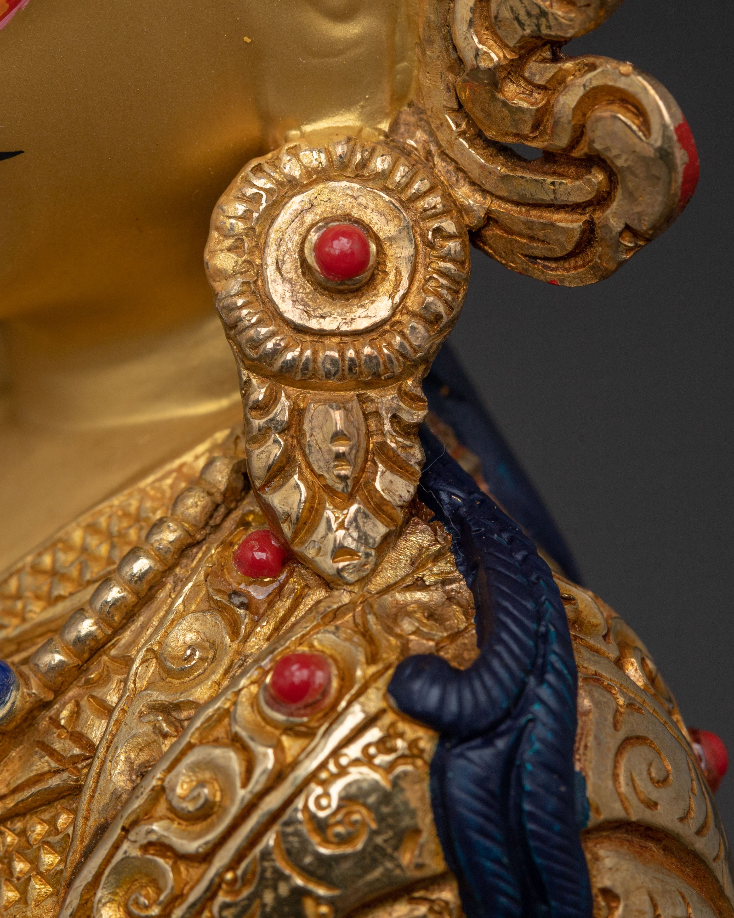 Guru Rinpoche Copper Sculpture | Symbol of Wisdom & Protection