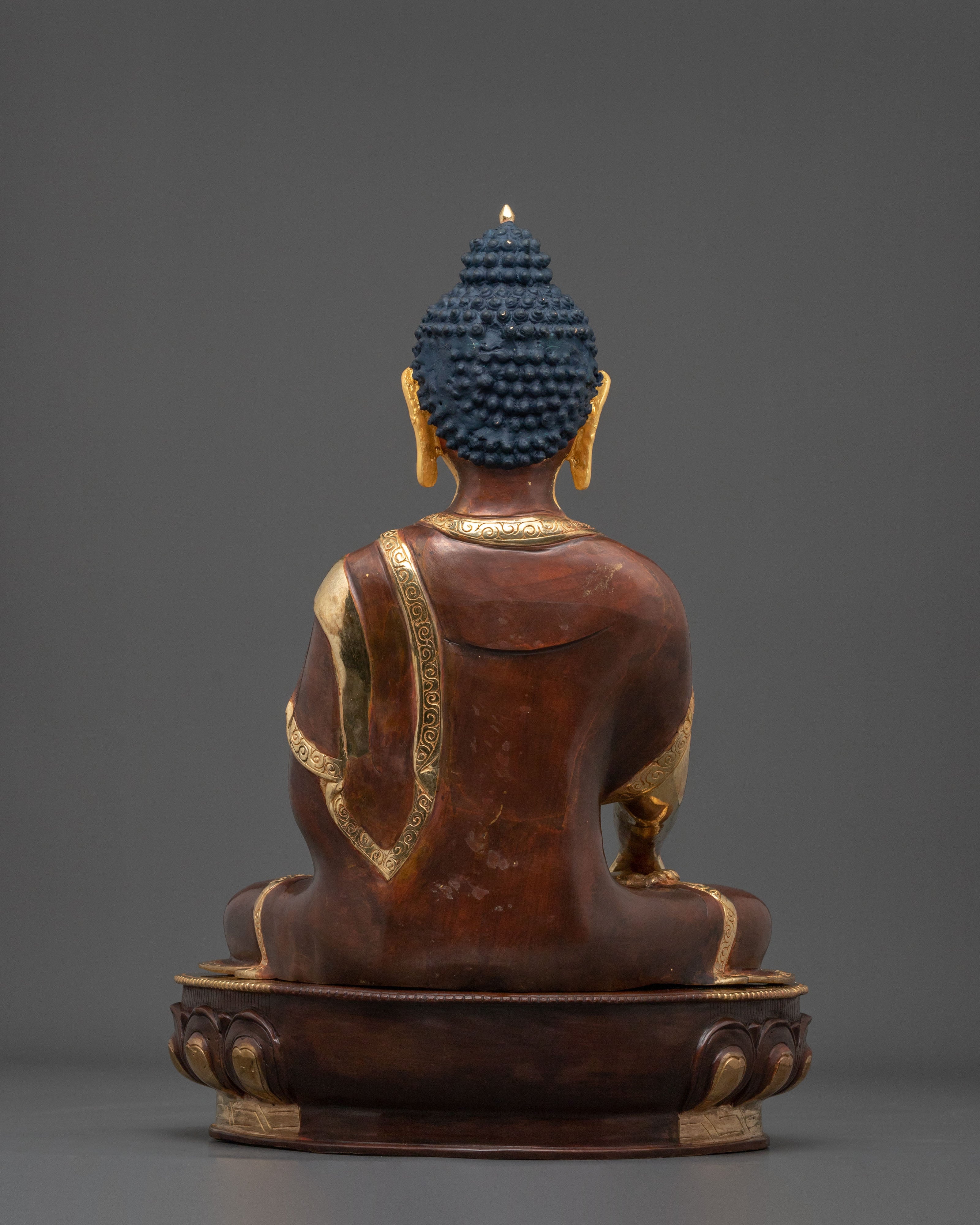 Sage Shakyamuni Buddha Sculpture | Gilded Copper Artistry