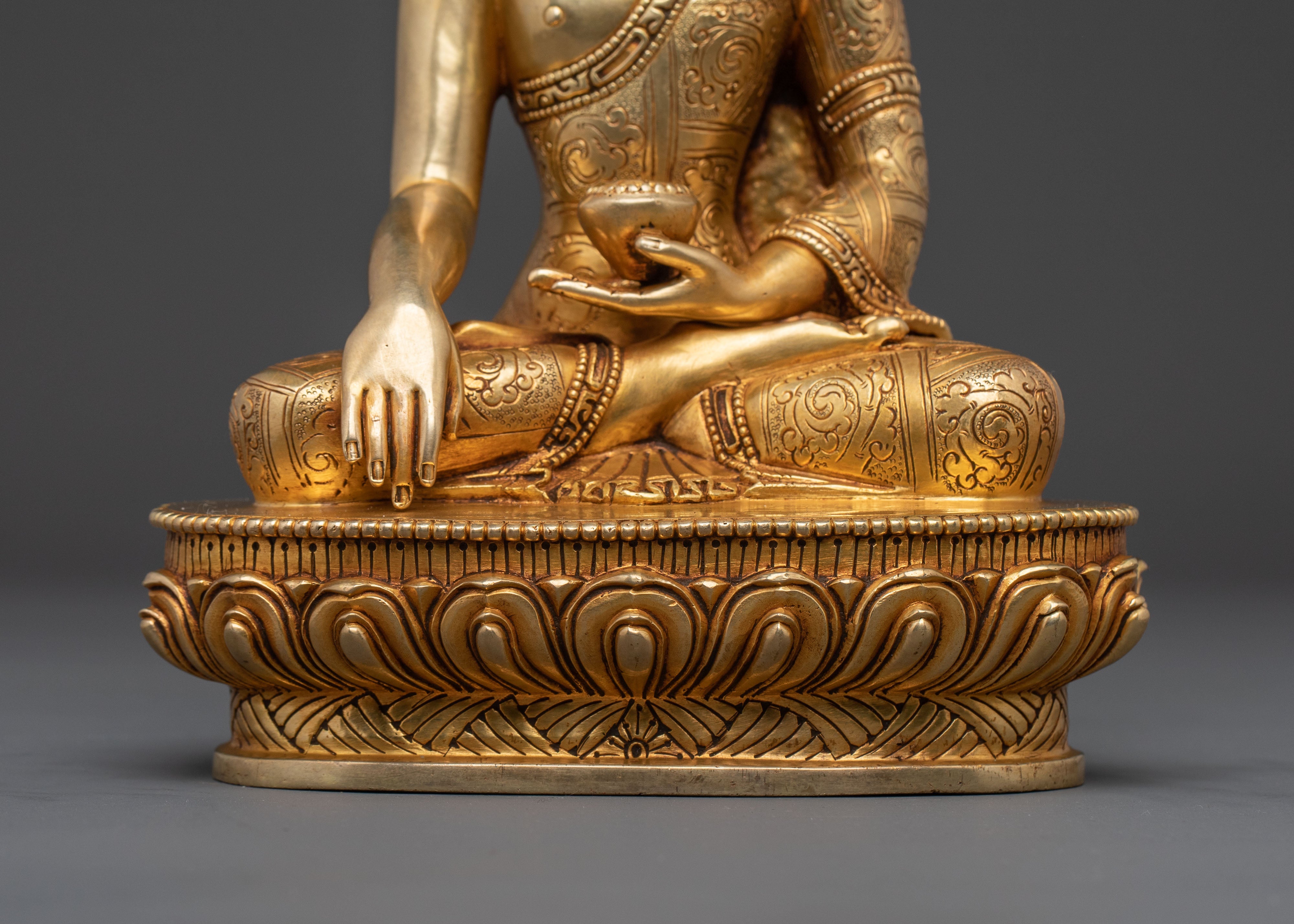 Shakyamuni Buddha Statue with Acrylic Painting – Handcrafted in Nepal