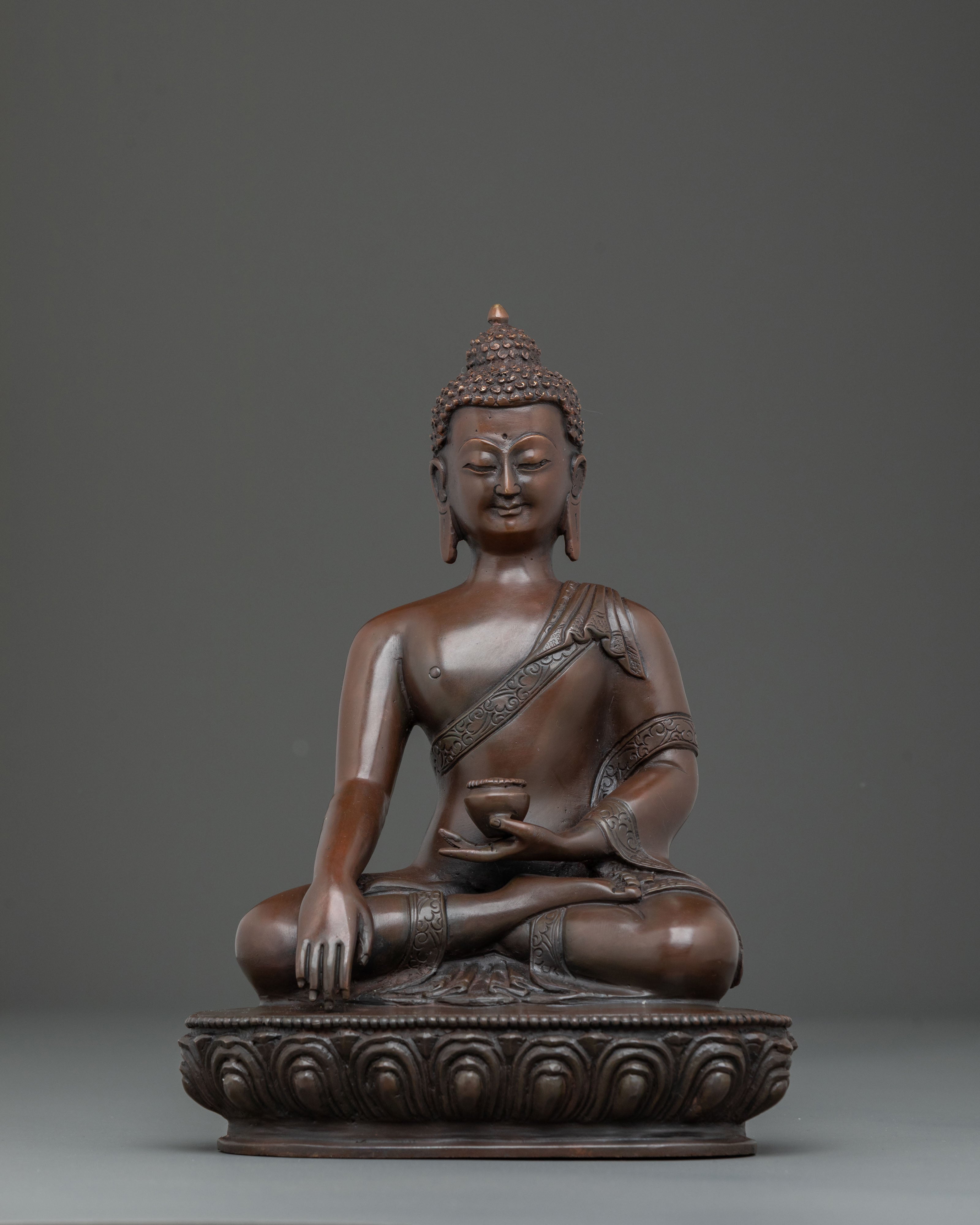 Handcrafted Historical Buddha Shakyamuni Statue