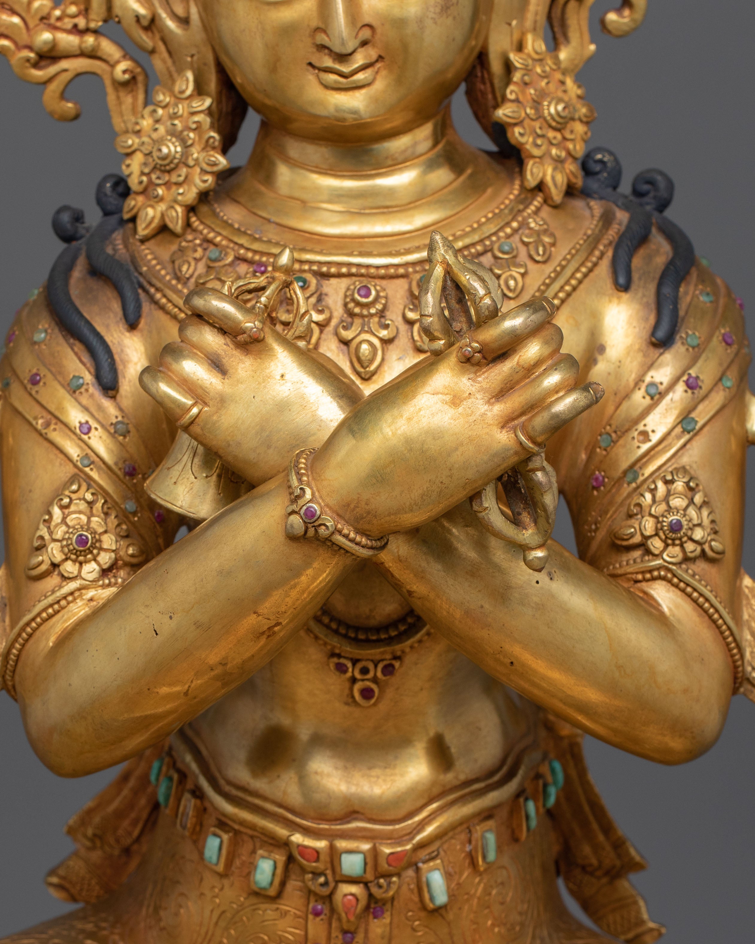 Vajradhara Tibetan Figurine: Exquisite Gilded Copper Masterpiece