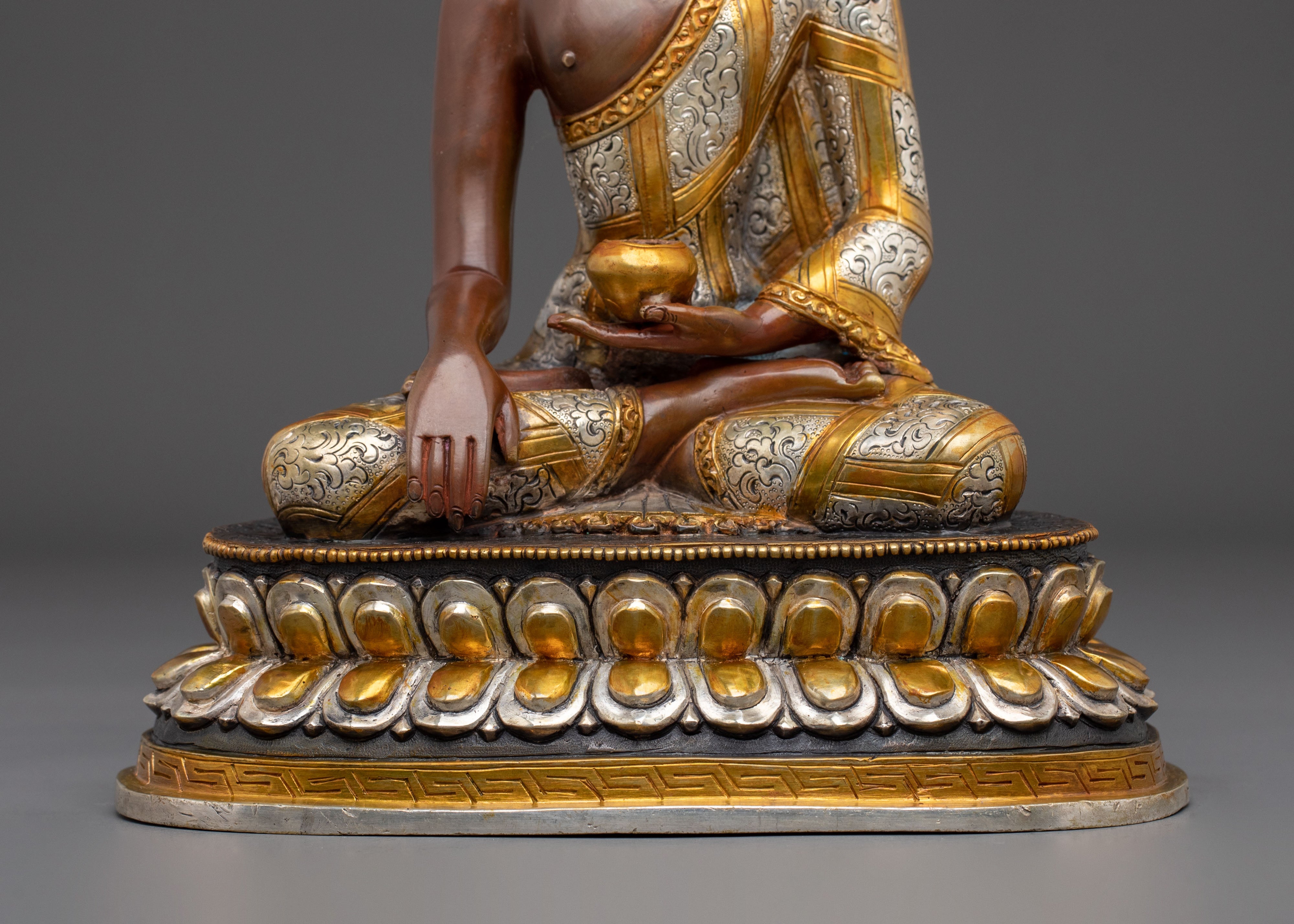 Siddhartha Gautama Statue wearing Crown | Gold Coated Figurine