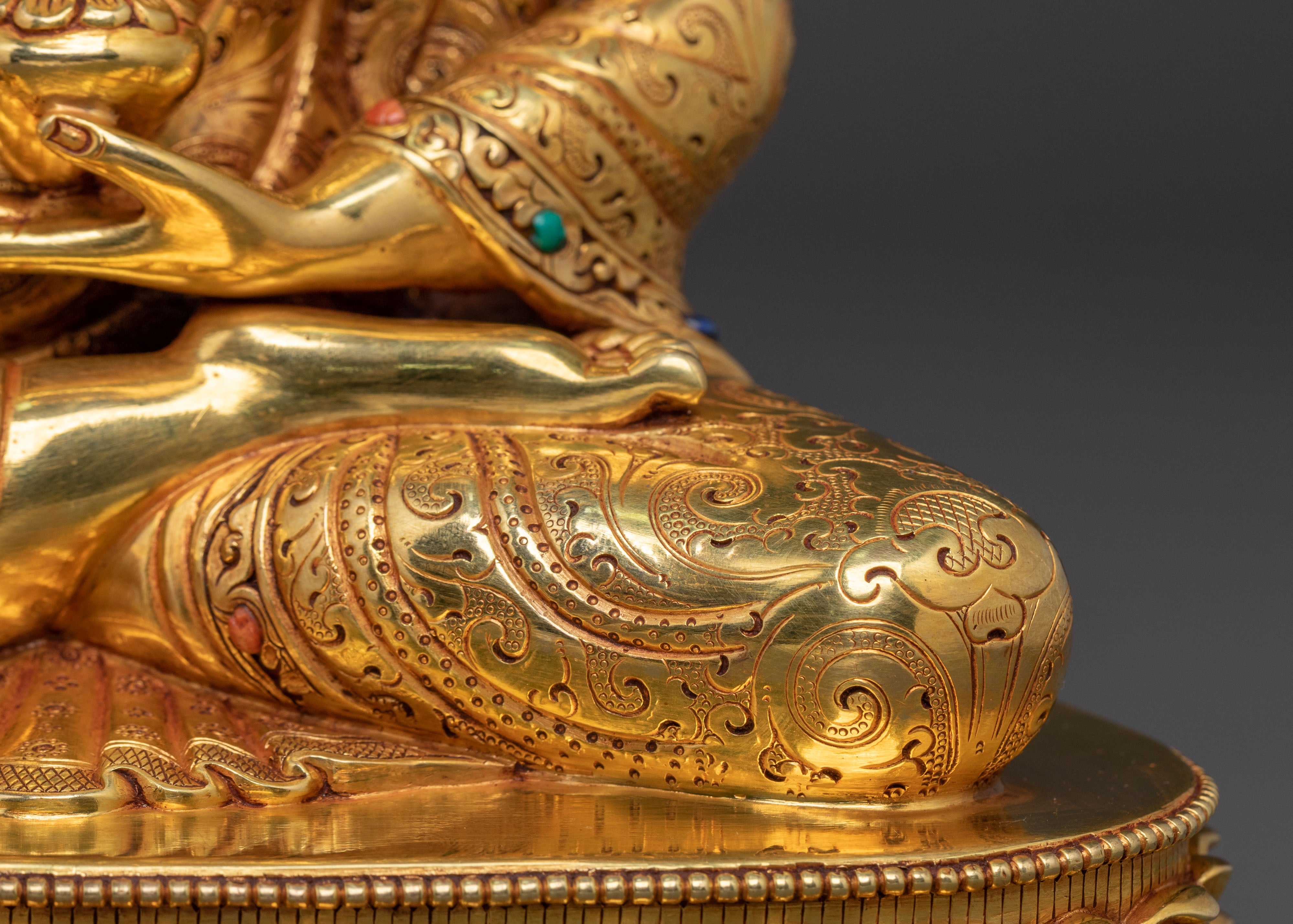 Shakyamuni Buddha Spiritual Golden Figurine