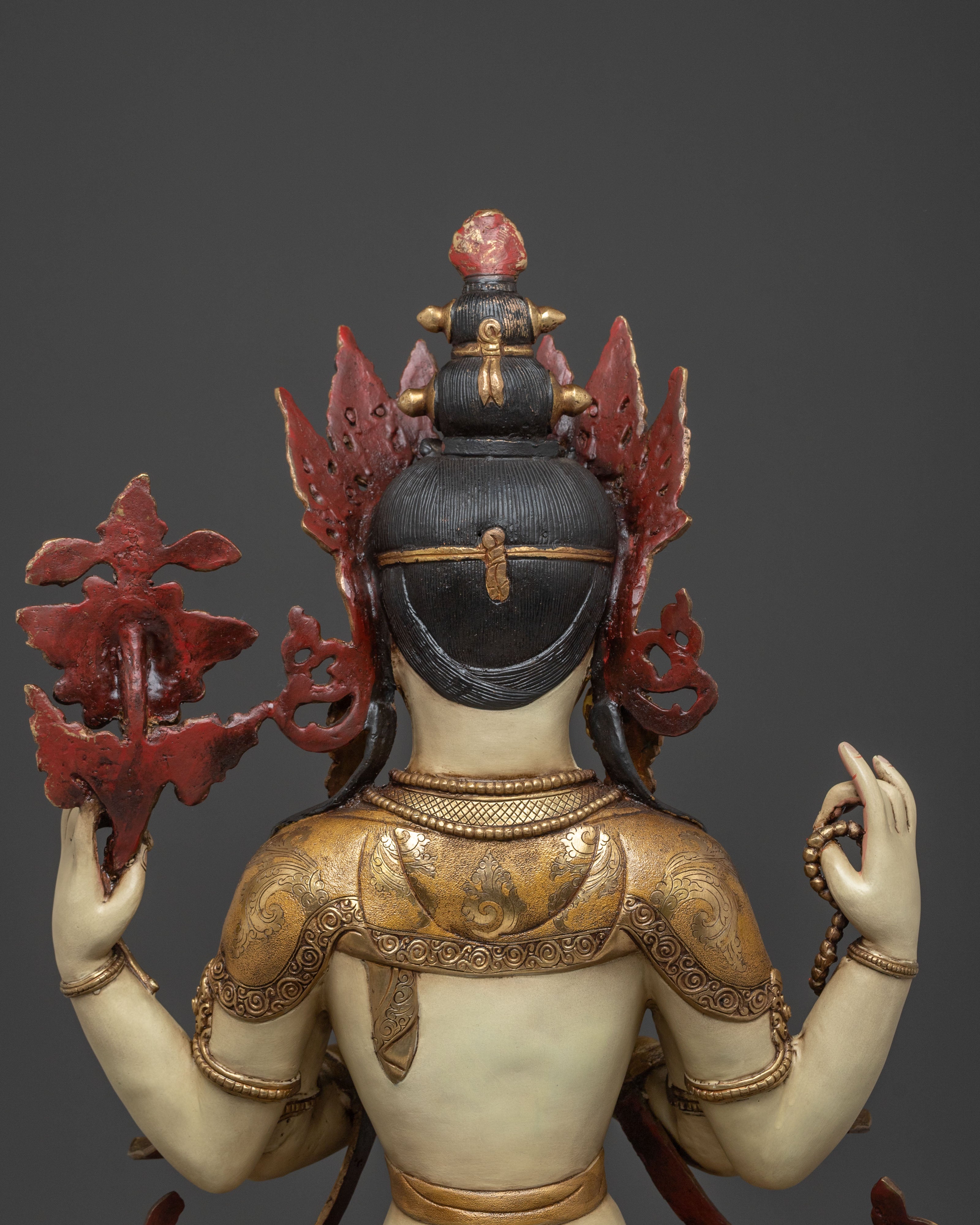 Elegant 24K Gilded Chenrezig Home Decor Statue