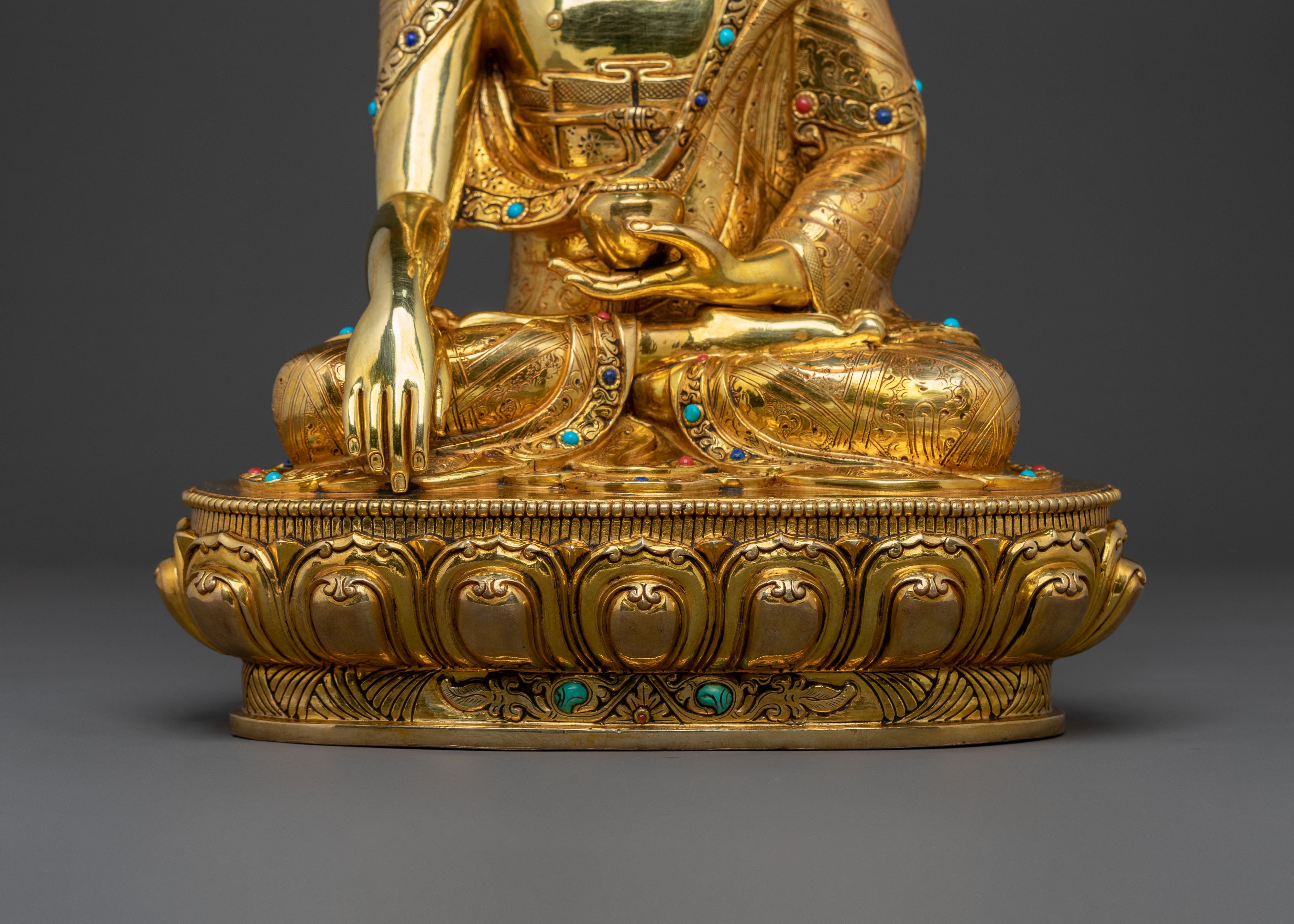 Shakyamuni Buddha Spiritual Statue | Awakened Figure