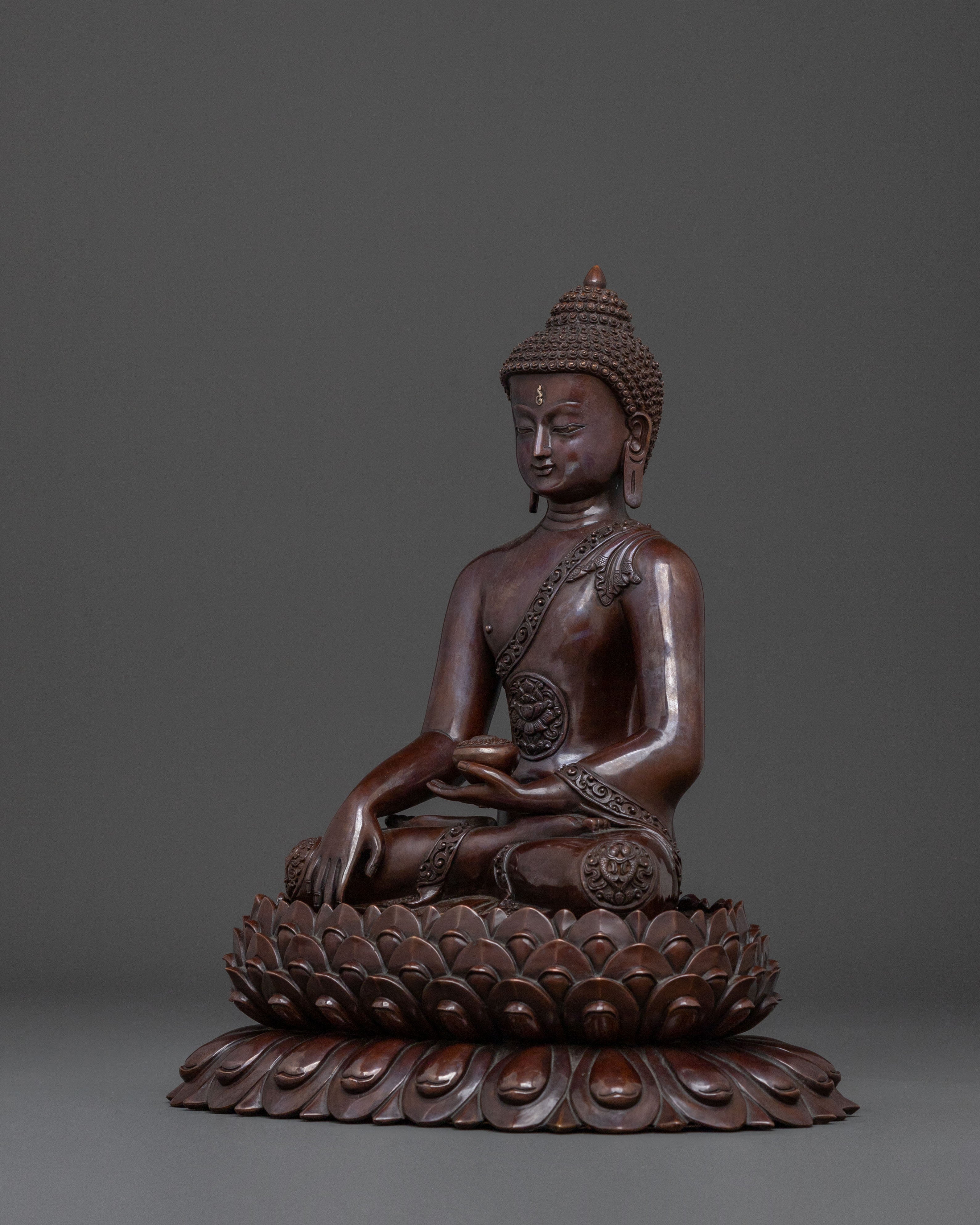 Shakyamuni Buddha Statue Seated on Lotus | Altar Decor