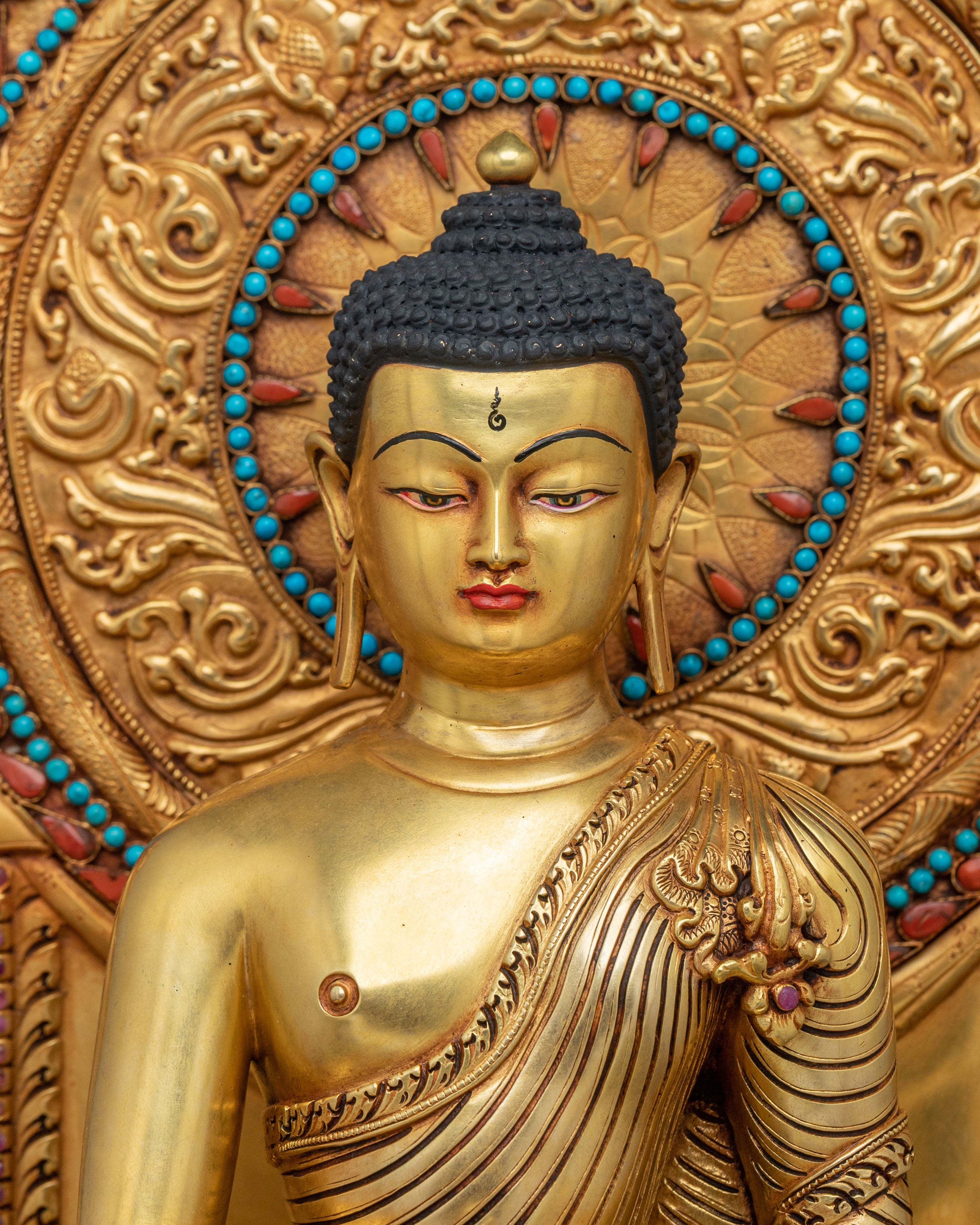 Shakyamuni Buddha Statue Seated on Throne | Enlightened one