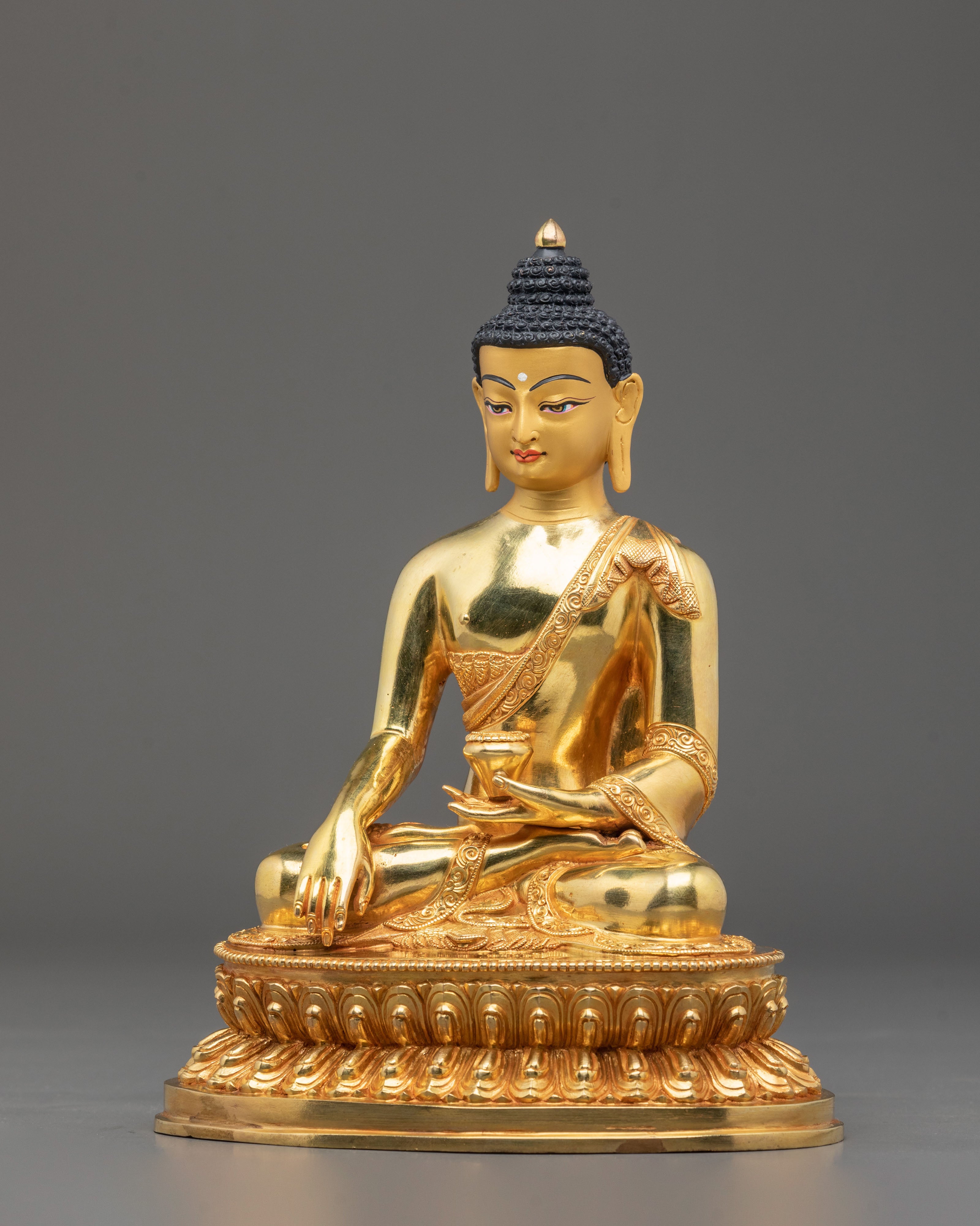 Siddhartha Gautama Buddha Sacred Sculpture | Symbol of the Path to Enlightenment