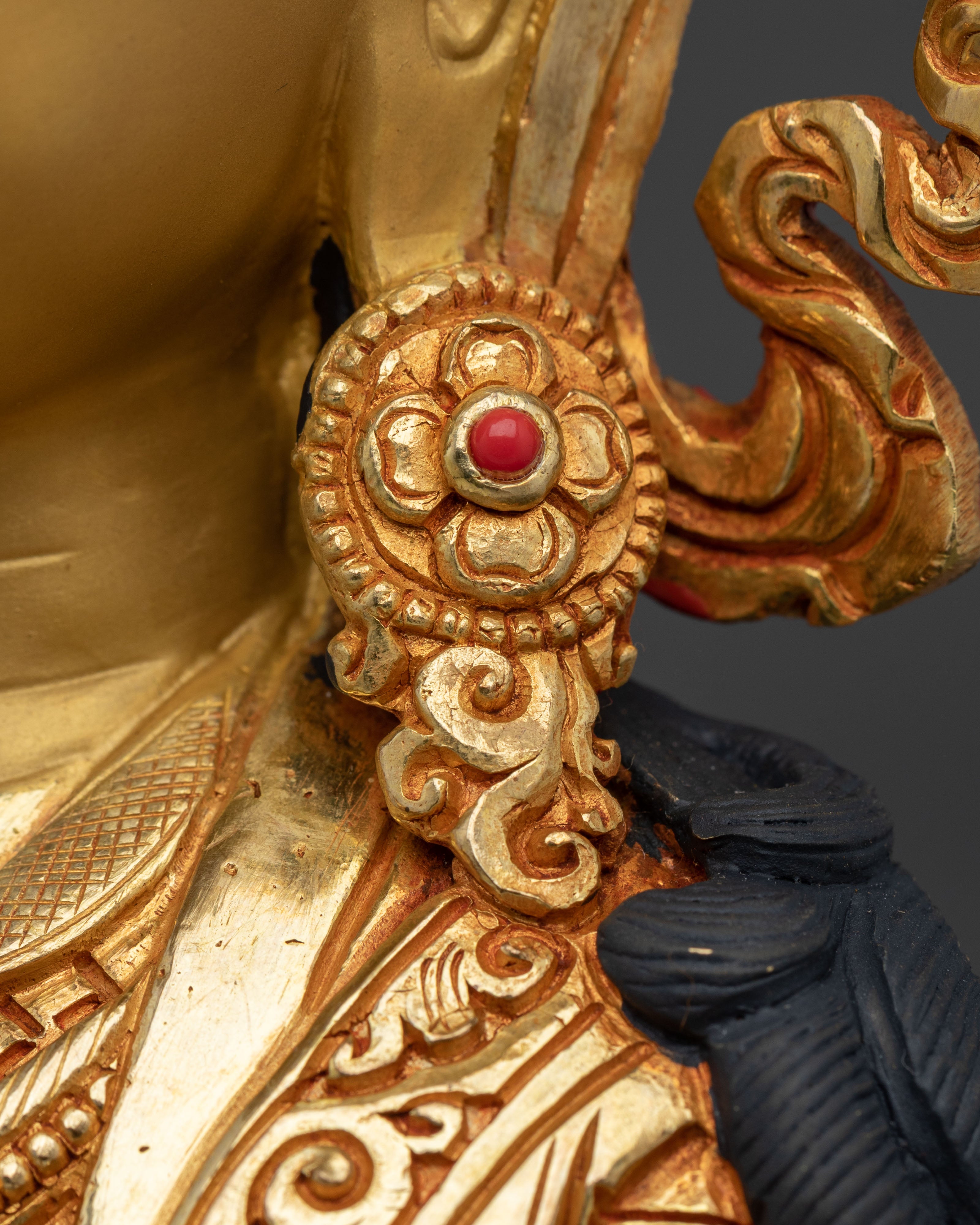 Padmasambhava Tsokye Dorje Form Statue: Buddhist Art