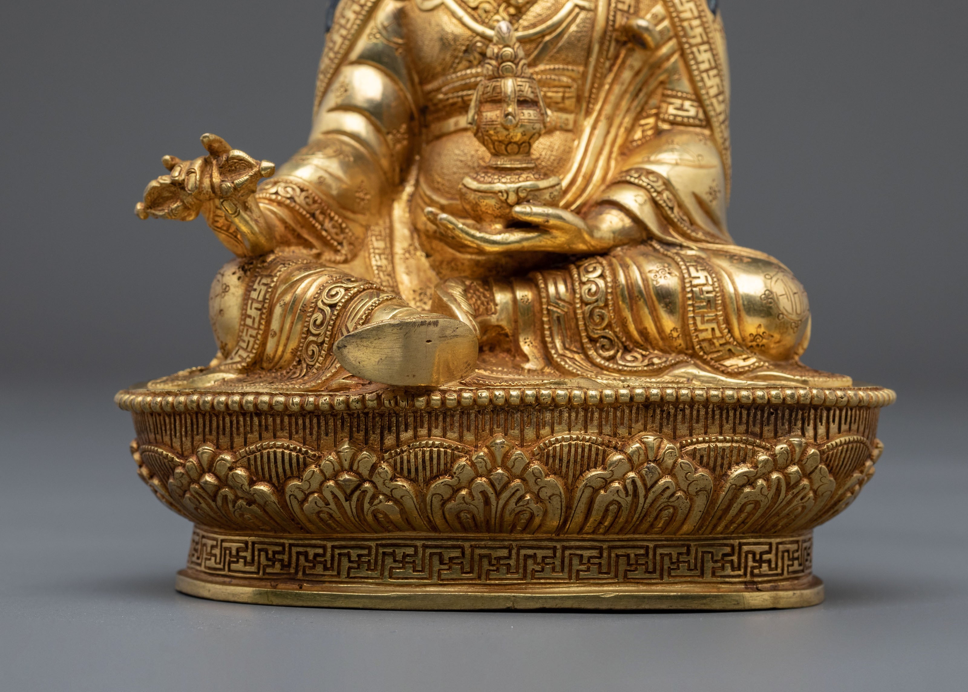 Himalayan Guru Rinpoche Spiritual Figurine