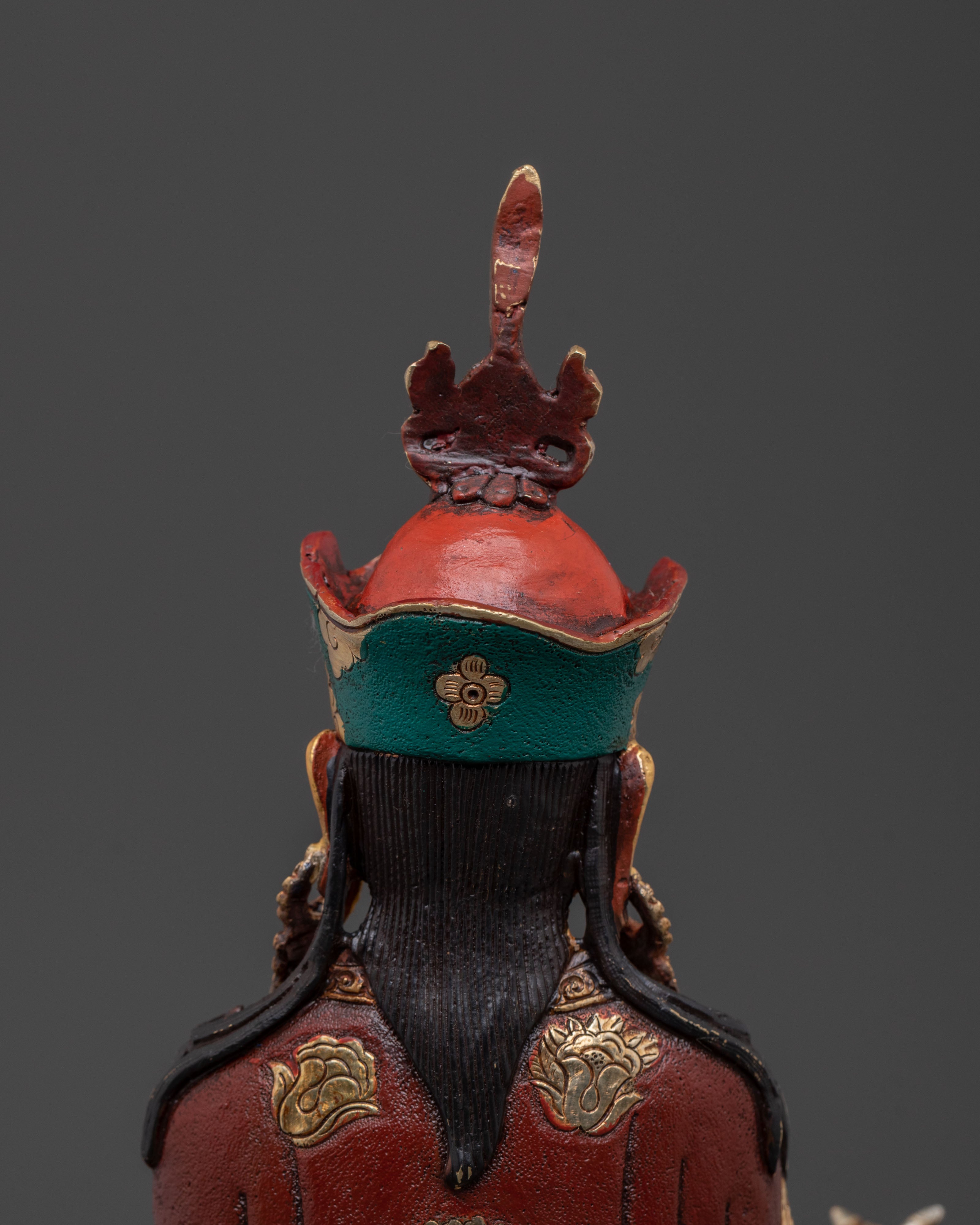 Guru Rinpoche Golden Statue | Enlightened Presence