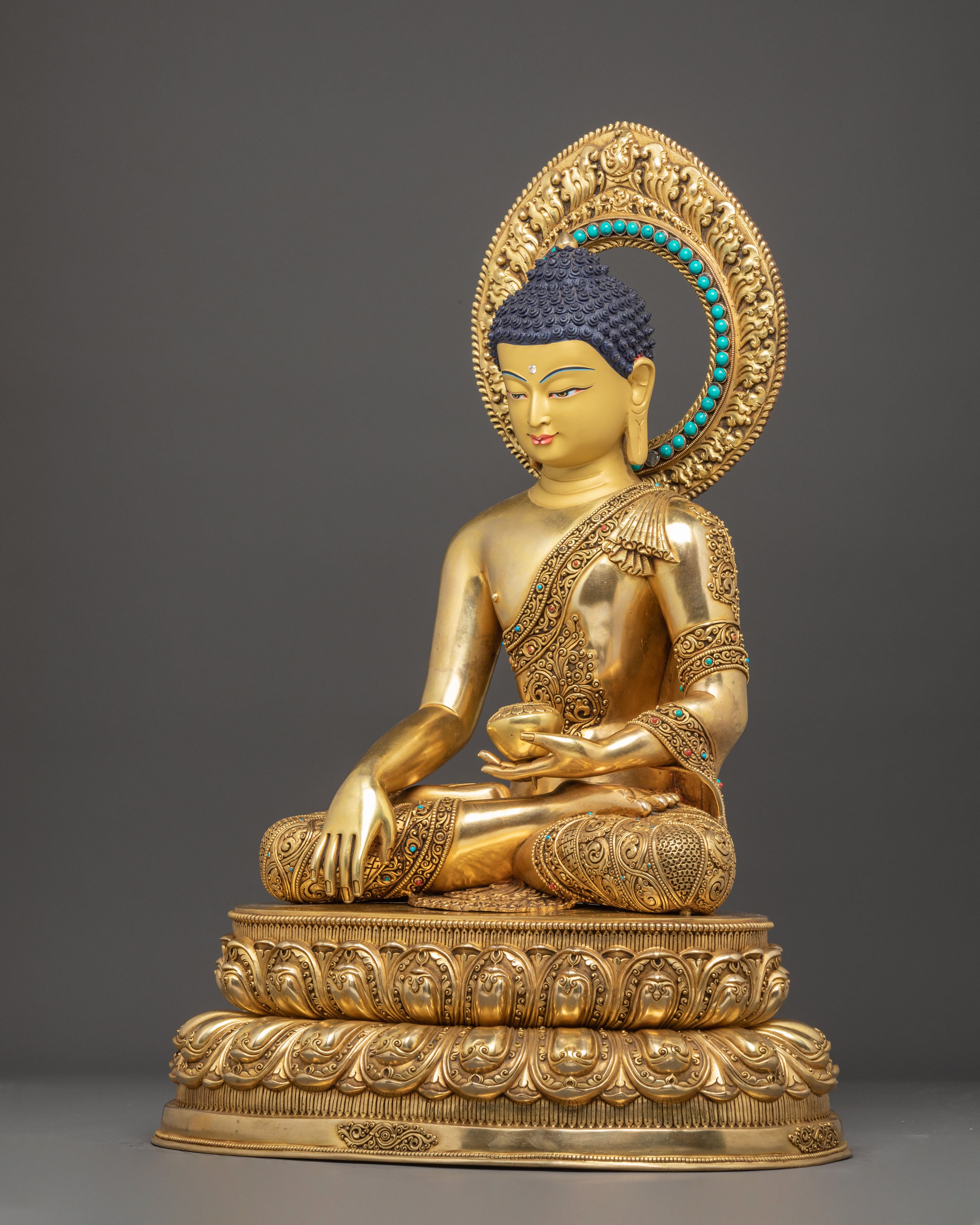 Radiant Statue of Historical Shakyamuni Buddha | Founder of Buddhism