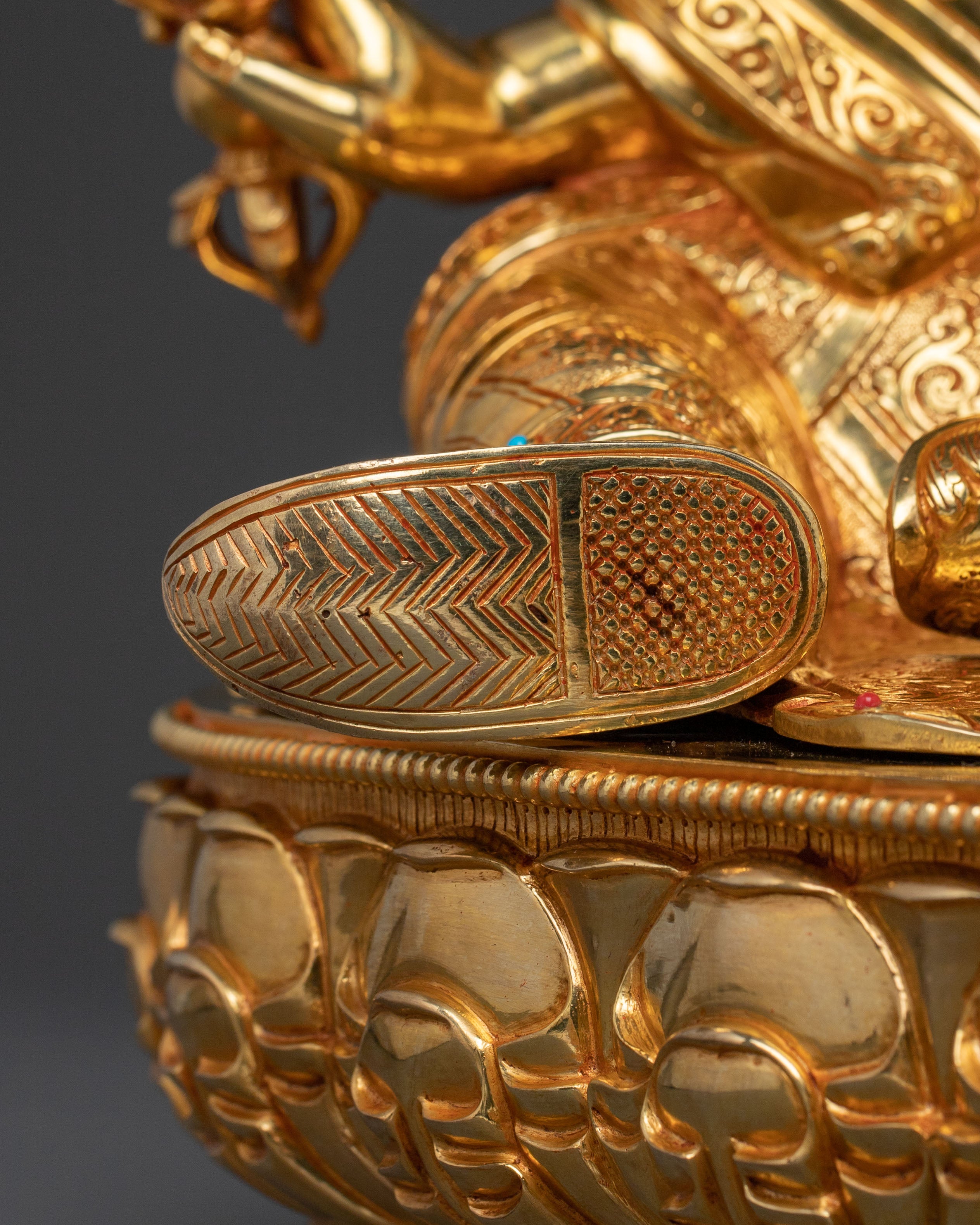 Guru Rinpoche Traditional Statue | Spiritual Altar Decor