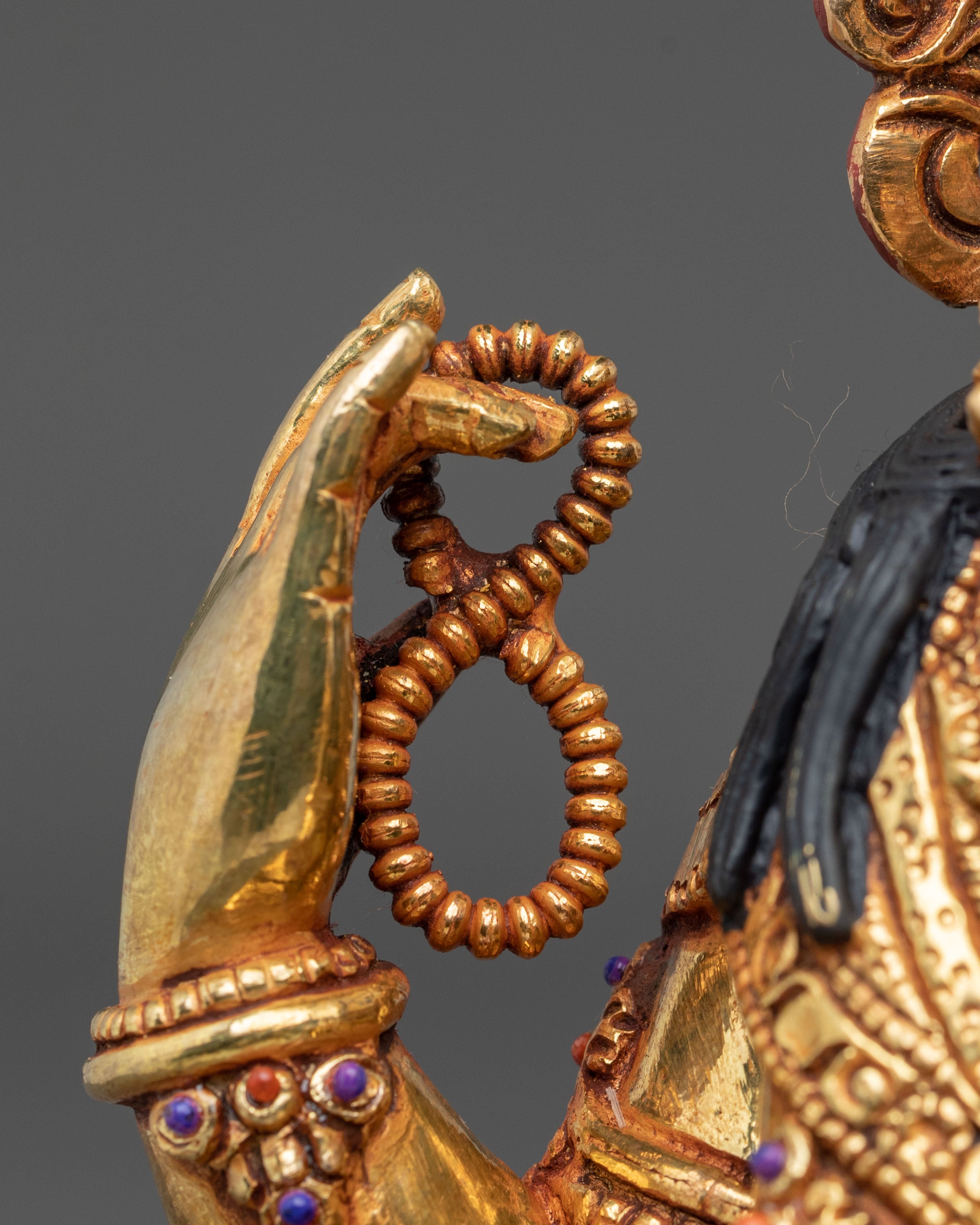 24K Gold-Plated Chenrezig Statue | Exquisite Copper Figurine