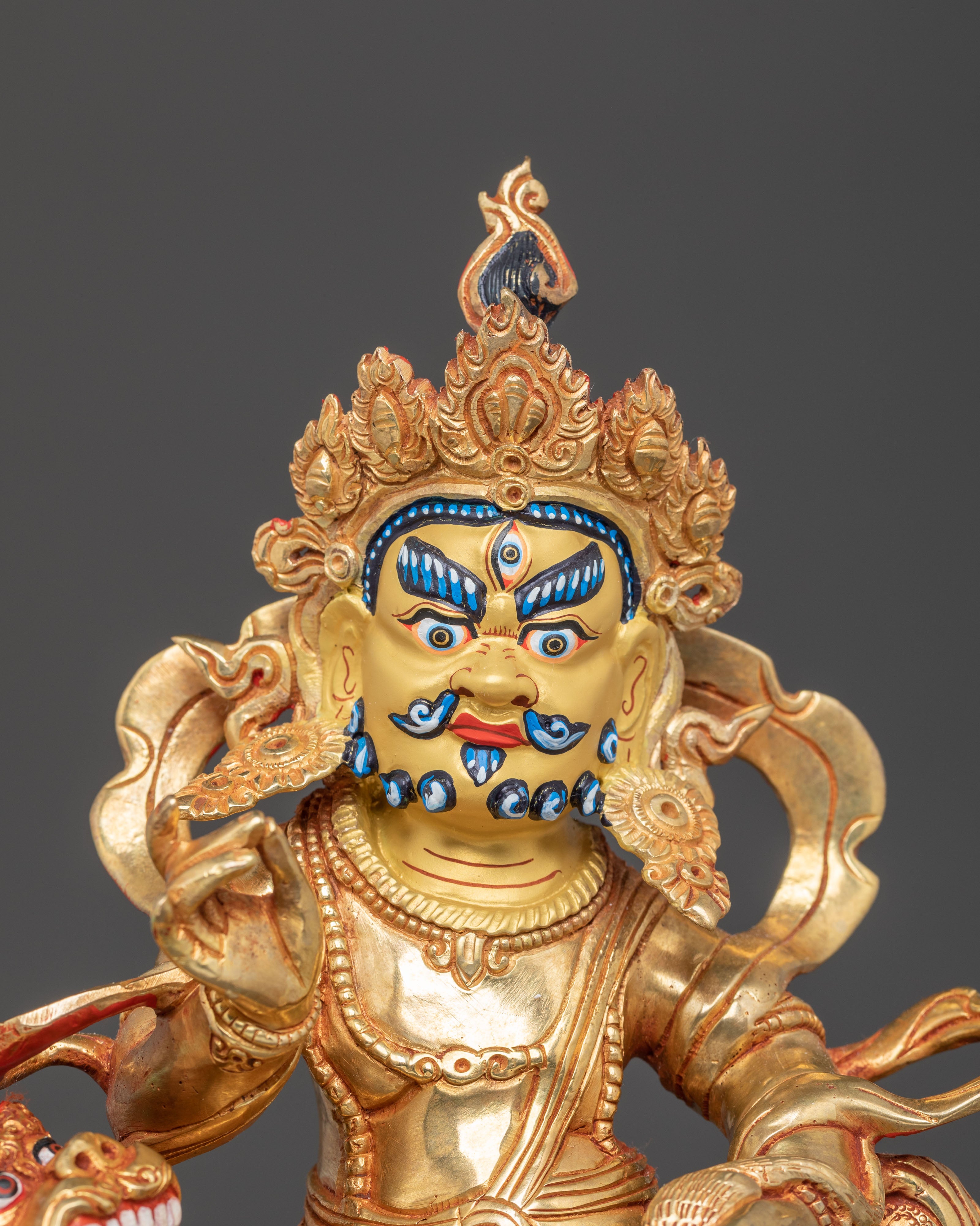 Golden Namtoshe Statue: Guardian of the North