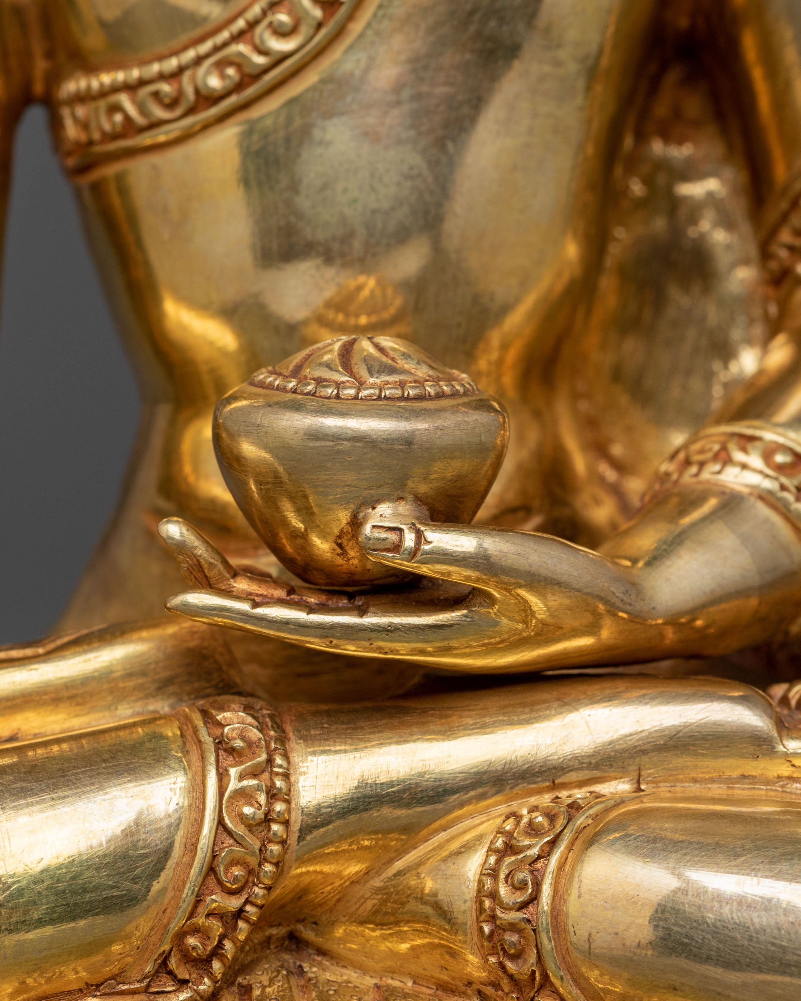 Shakyamuni Buddha Statue Radiates Enlightenment