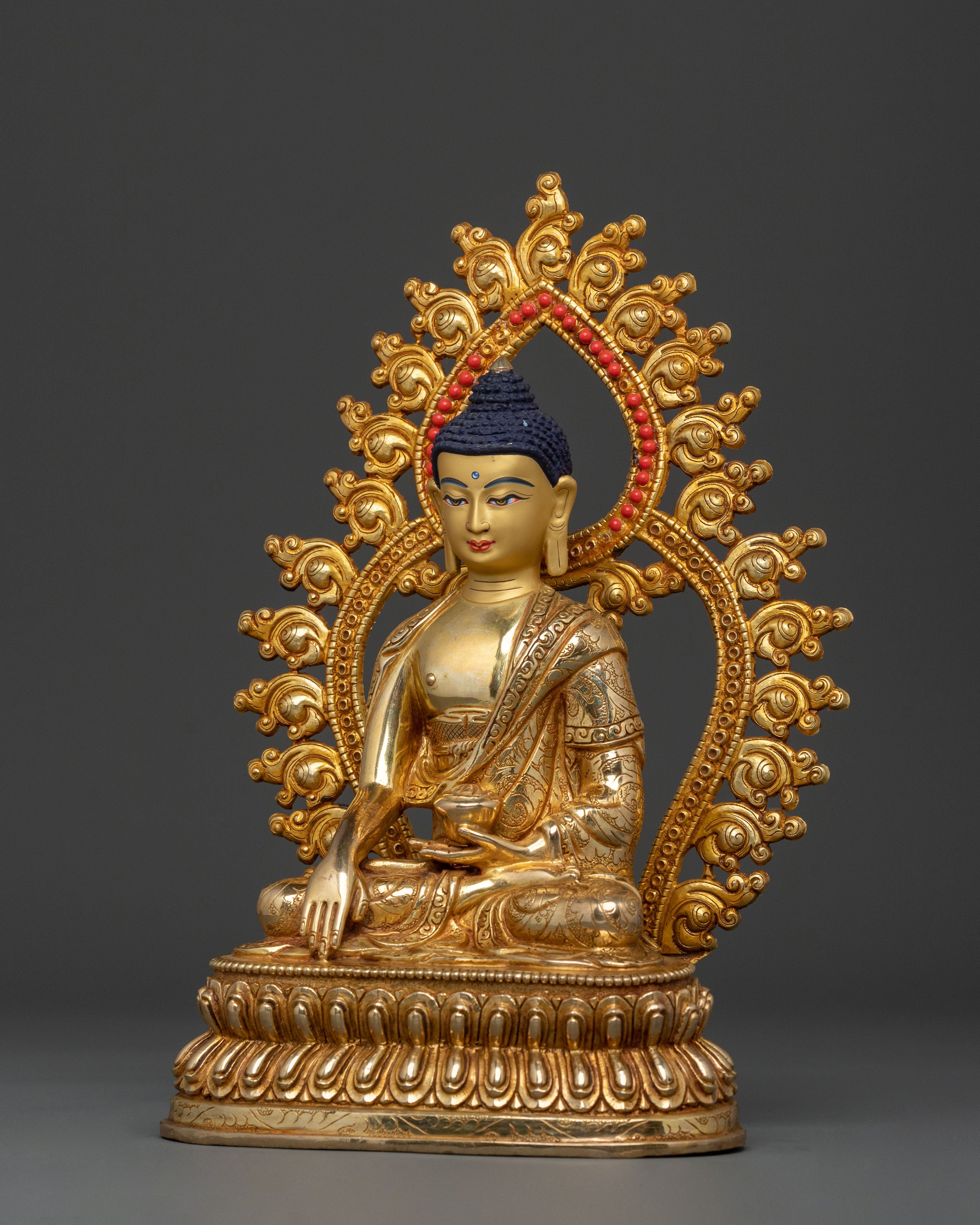 Shakyamuni Buddha Enlightenment Dharma Statue | 24K Gold Gilded