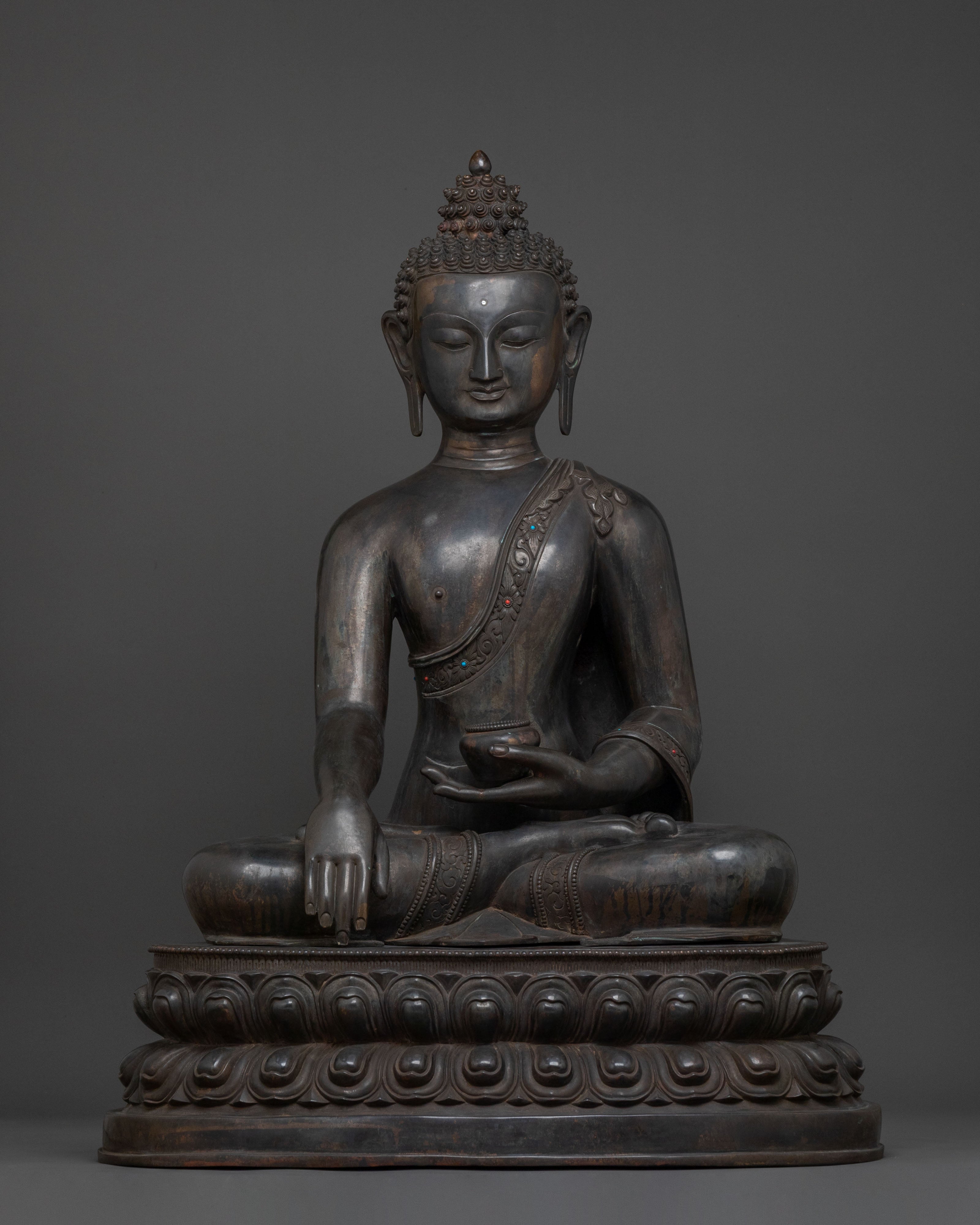 Shakyamuni Buddha Statue