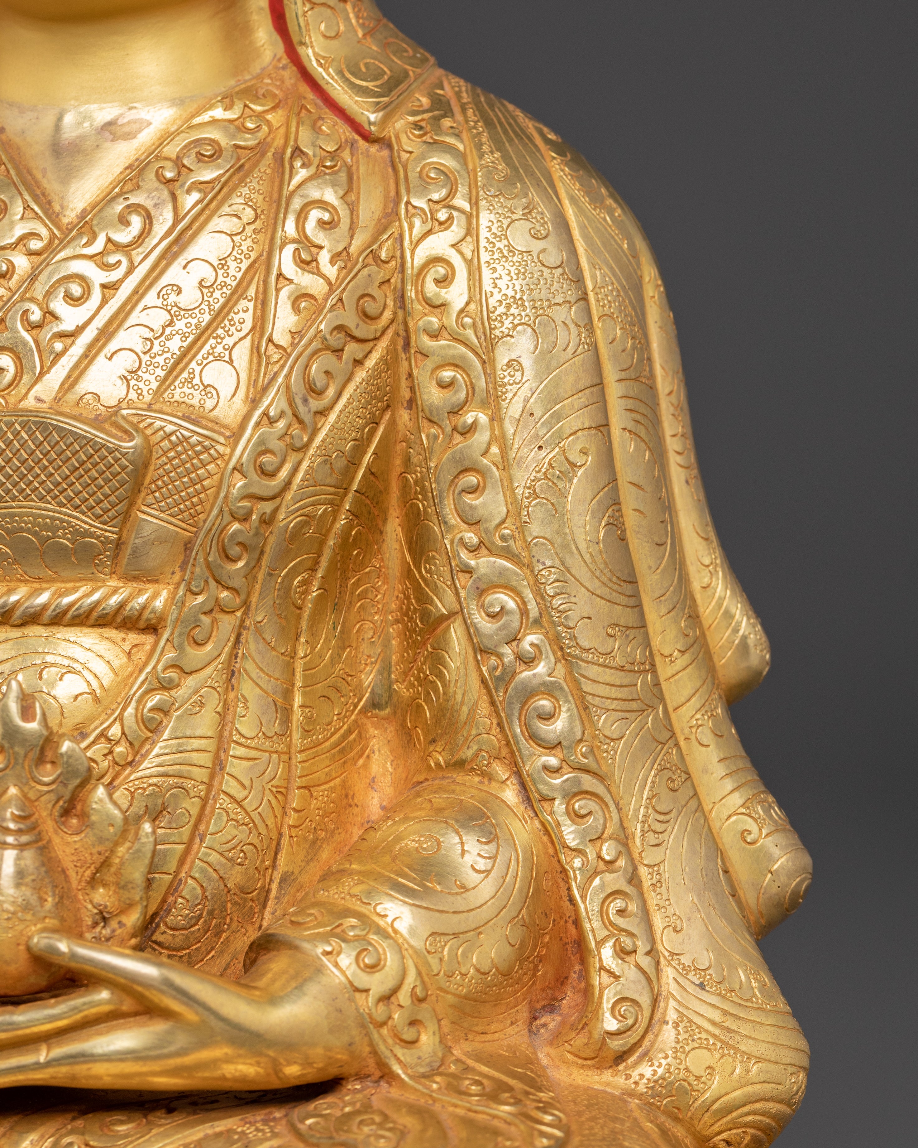 Gompopa Statue | Revered Kagyu Master