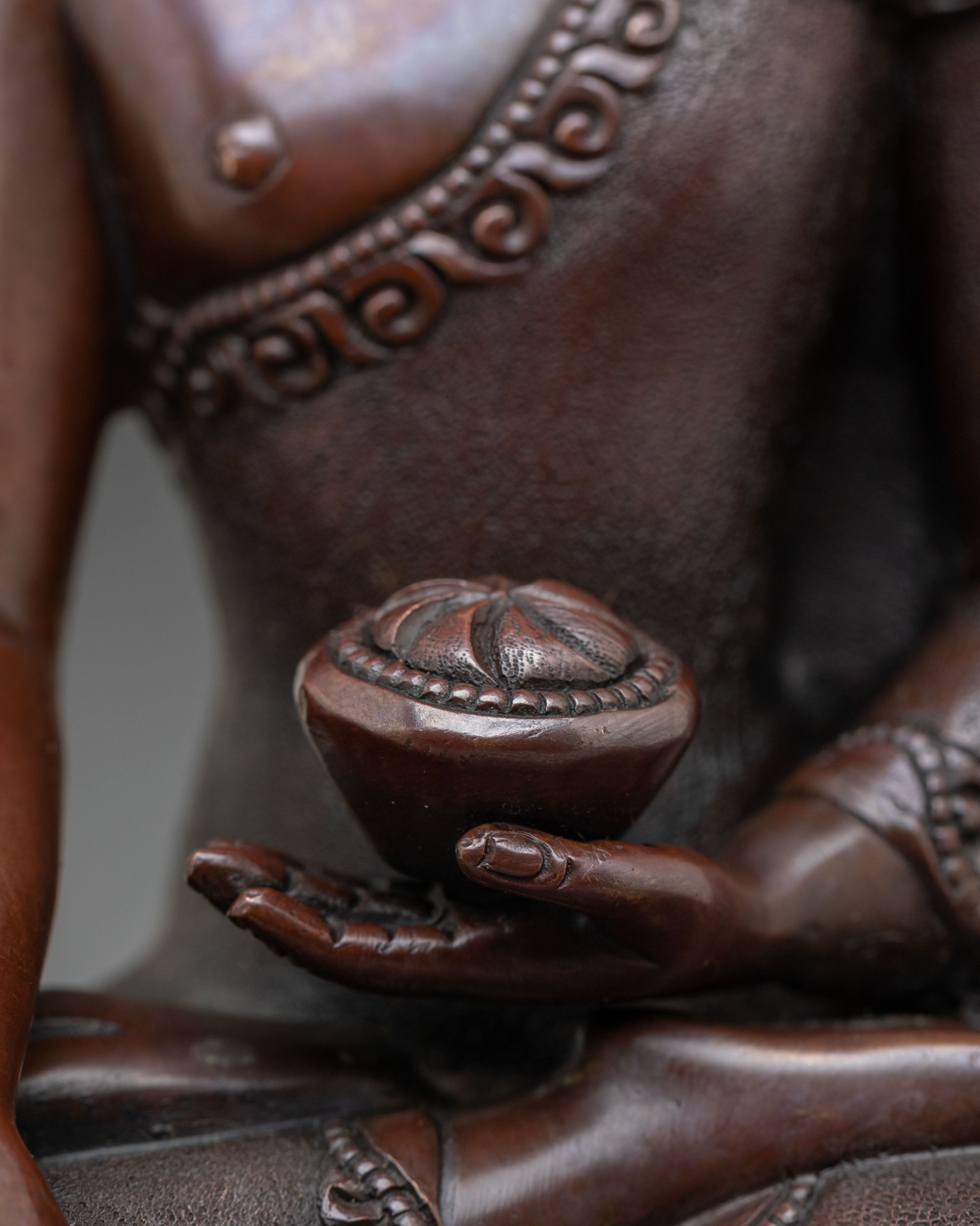 Shakyamuni Buddha Oxidized Copper Statue | Serene Craftsmanship