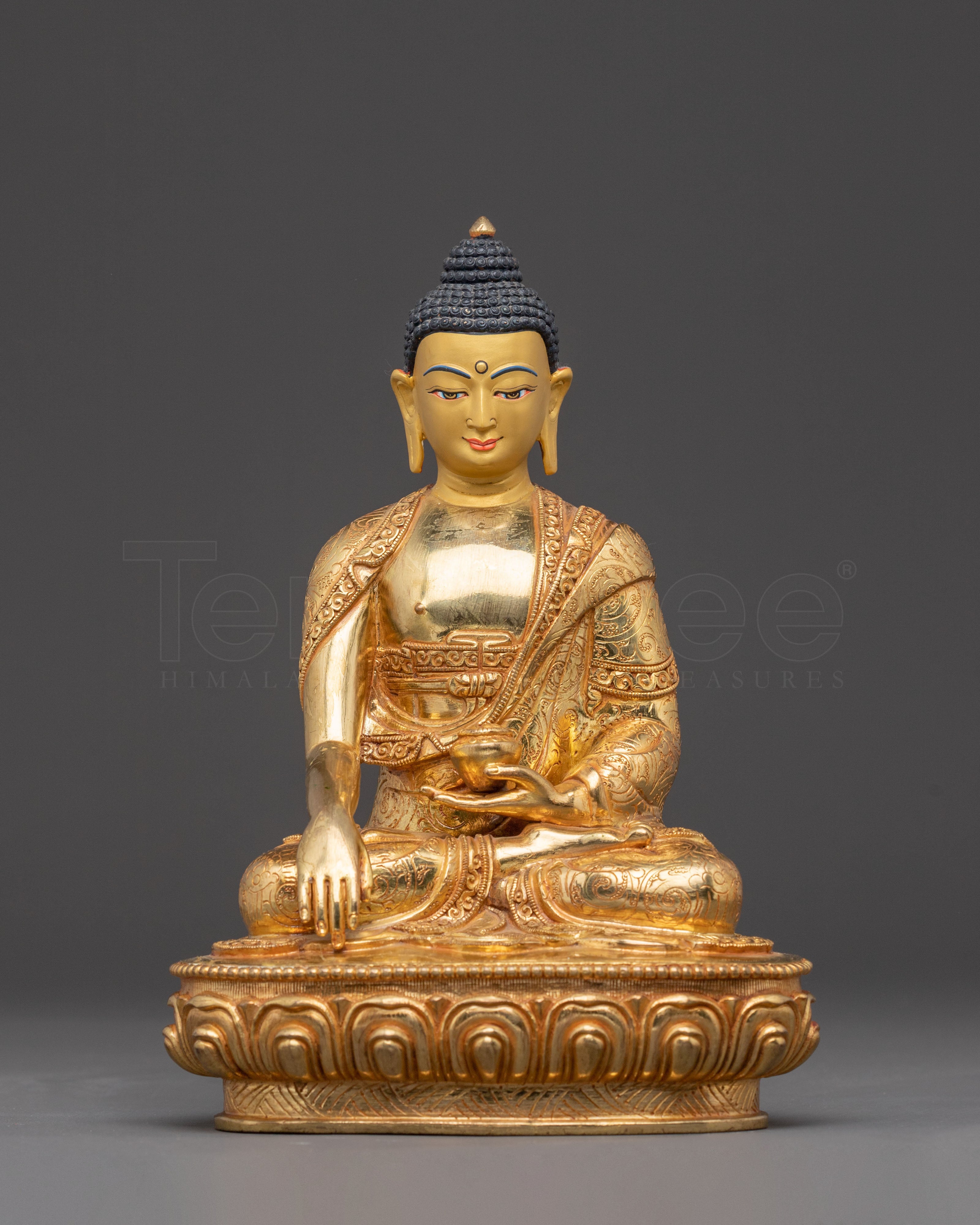 Divine Shakyamuni Buddha Statue - Hand-Gilded Copper Art