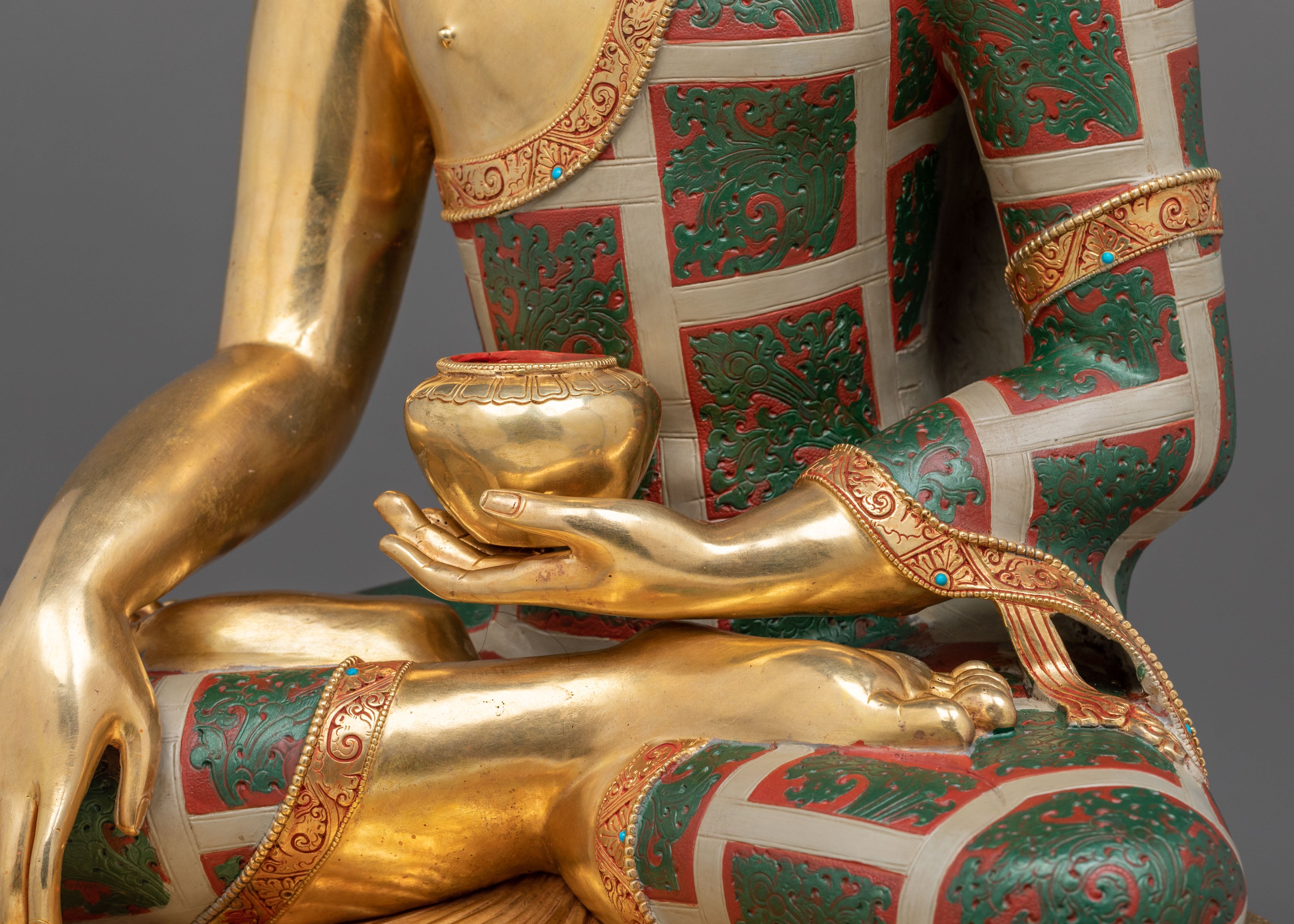 Shakyamuni Buddha Statue | 24K Gold Gilded Artistry