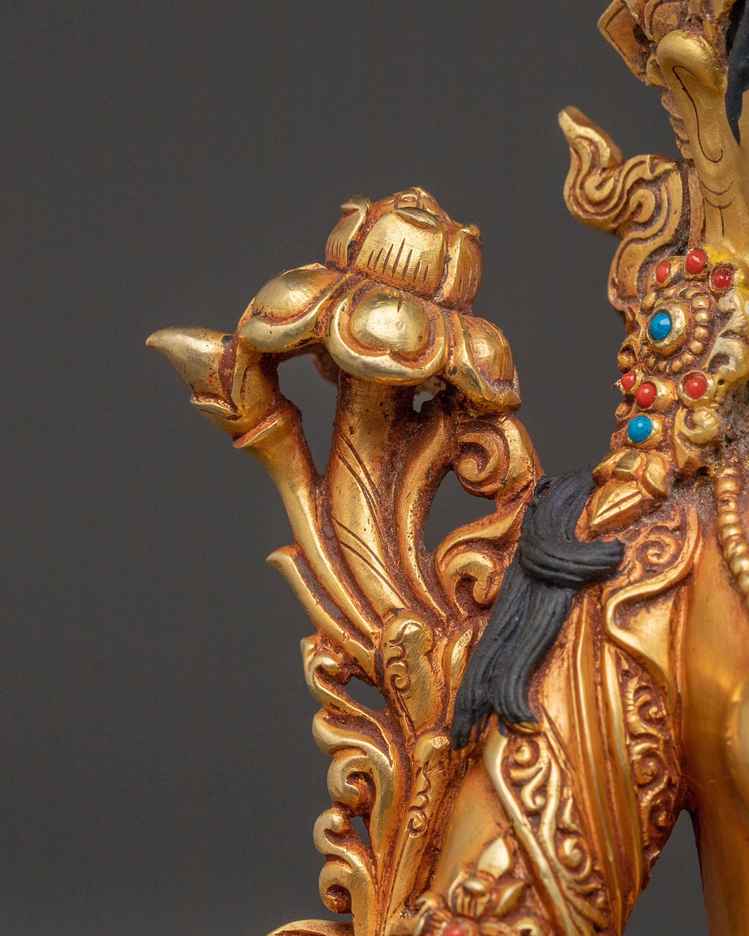 Graceful Green Tara Golden Statue: Handcrafted Serenity