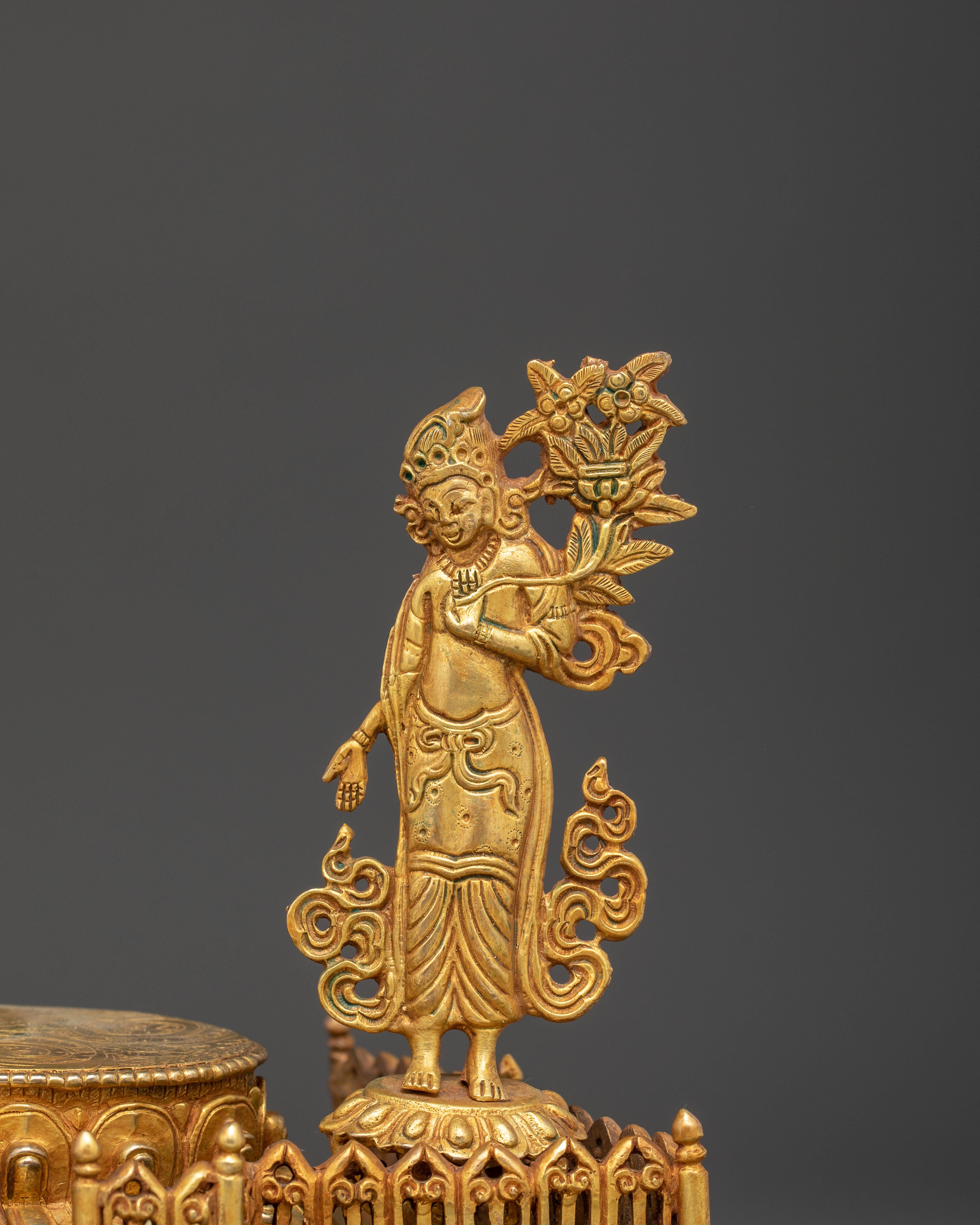 1000 Armed Chenrezig: Statue of Compassionate