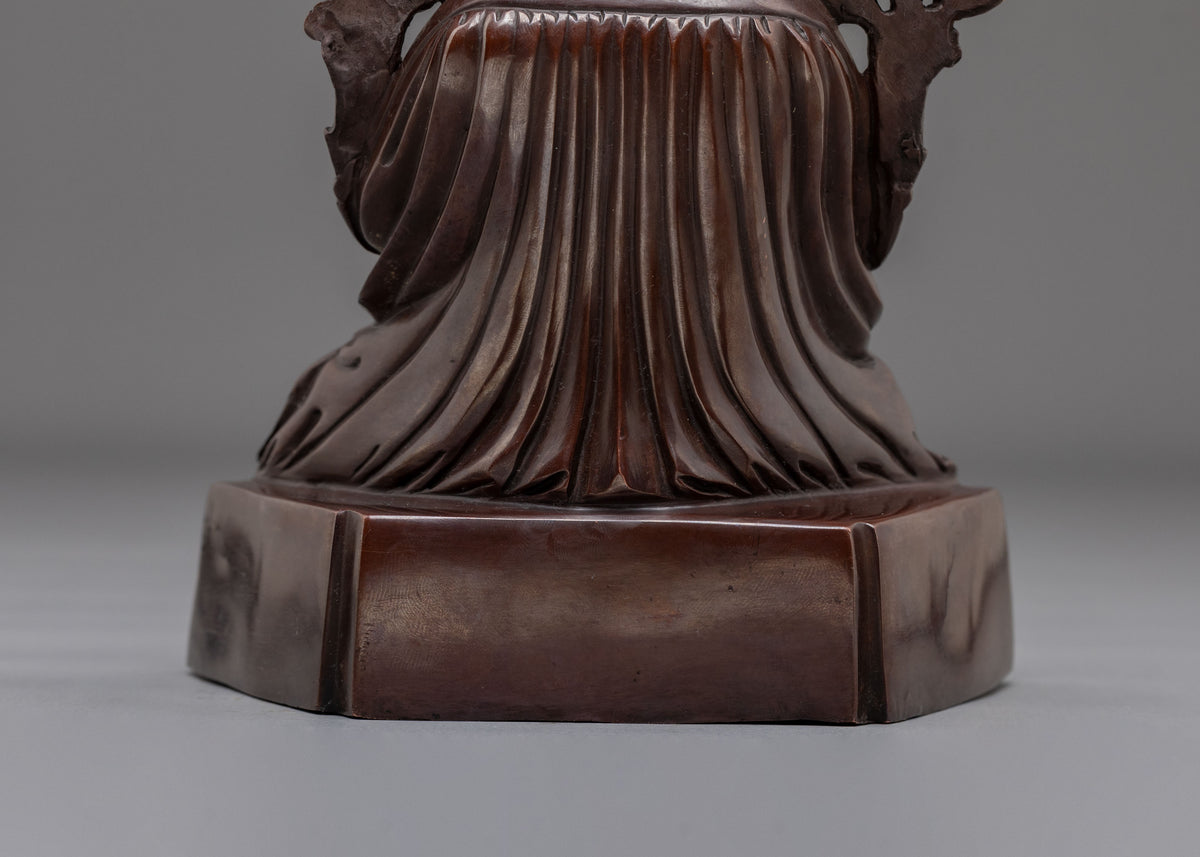Master of Kagyu Lineage Karmapa Statue
