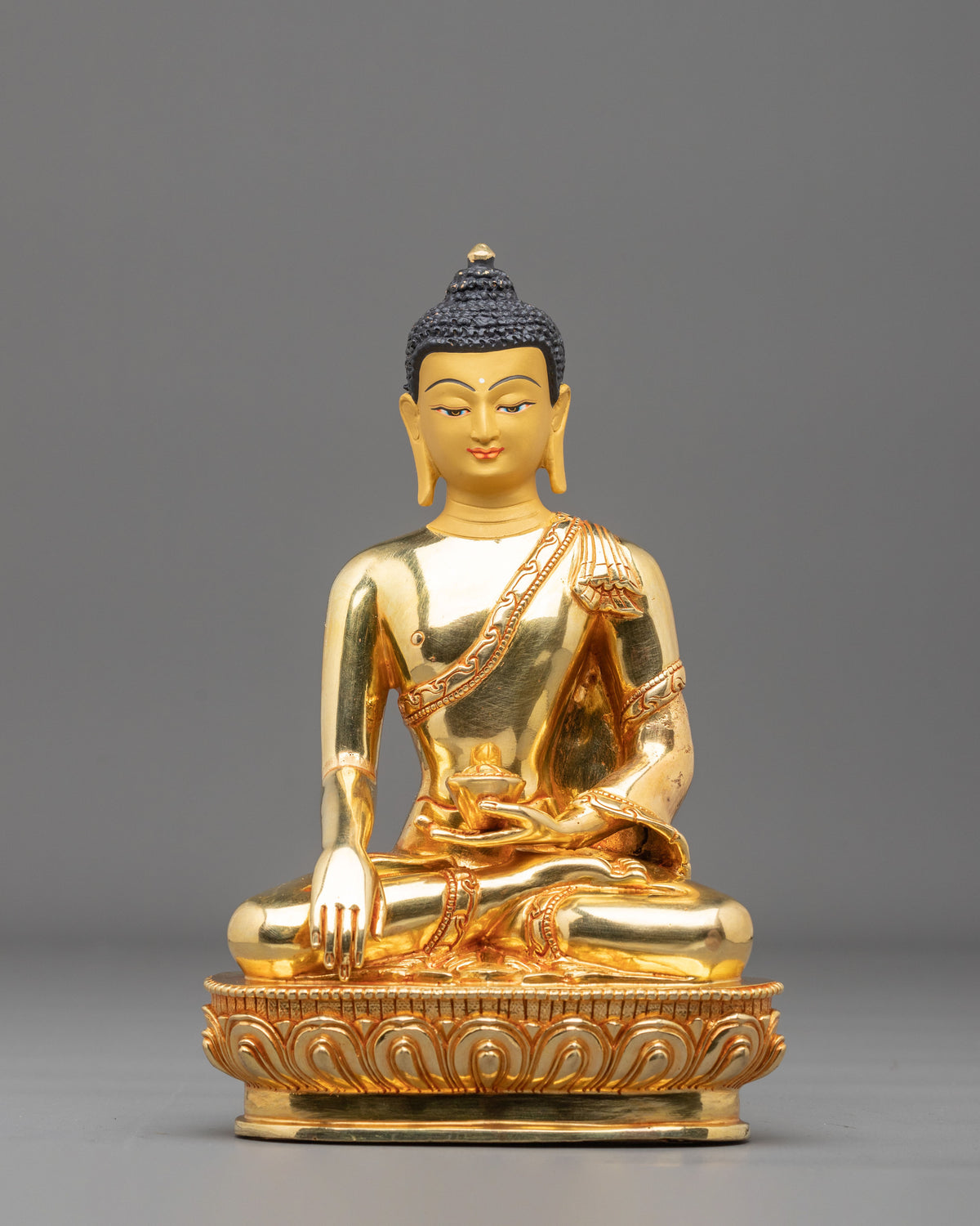 Shakyamuni Buddha Statue for Decoration | Symbol of Peace and Awakening
