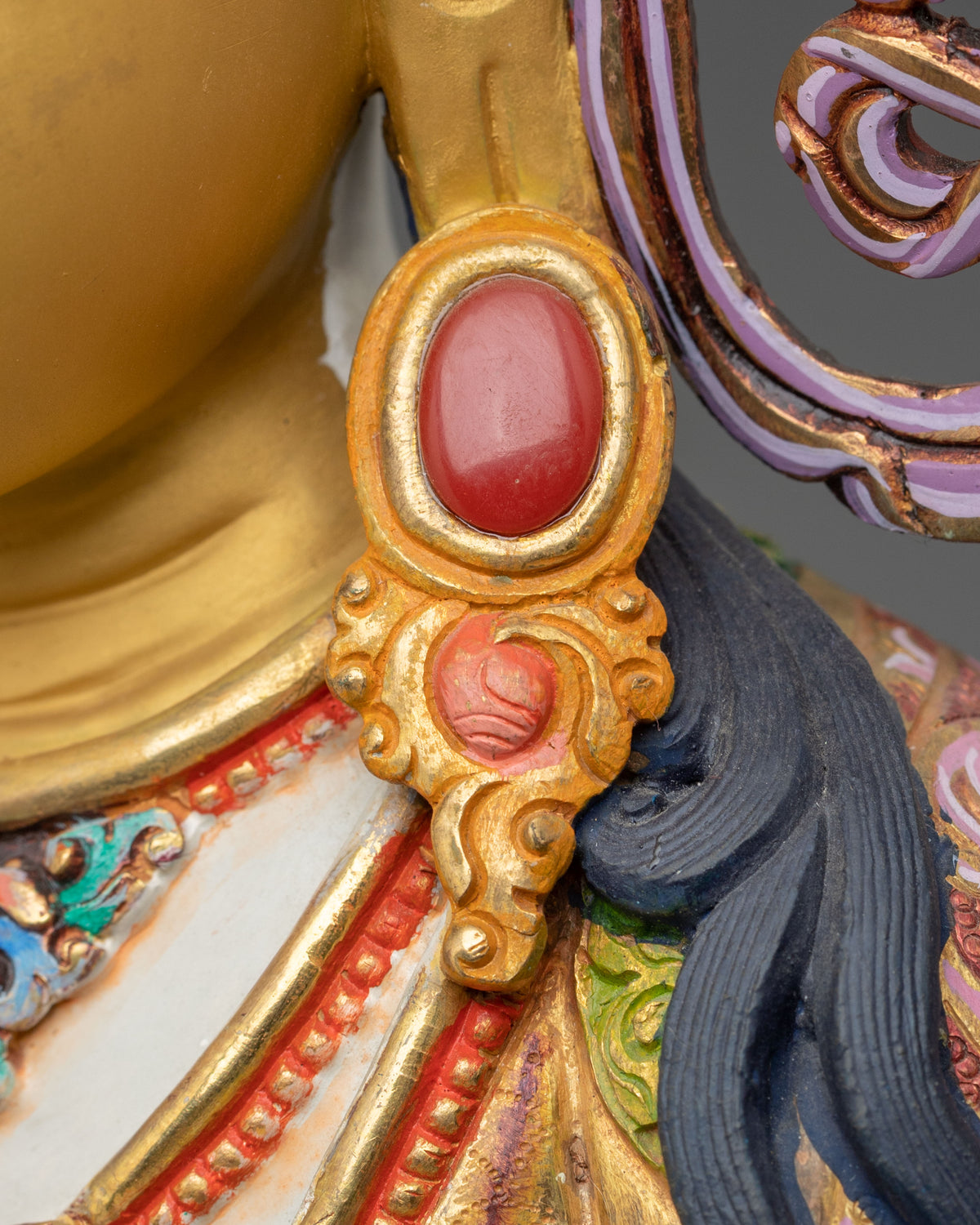 Chenrezig Statue | The Enlightened Expression of Great Compassion