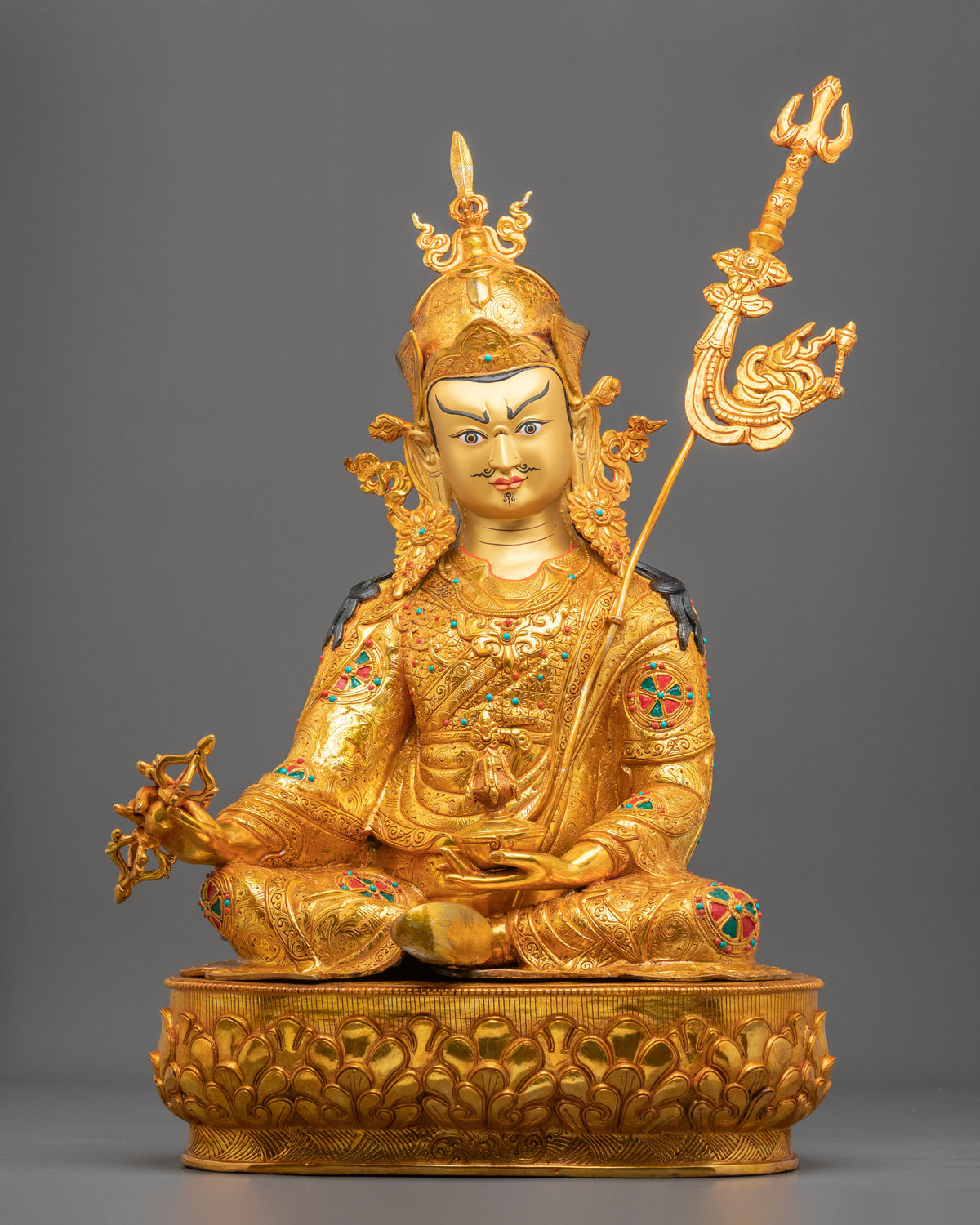 Guru Rinpoche Statue