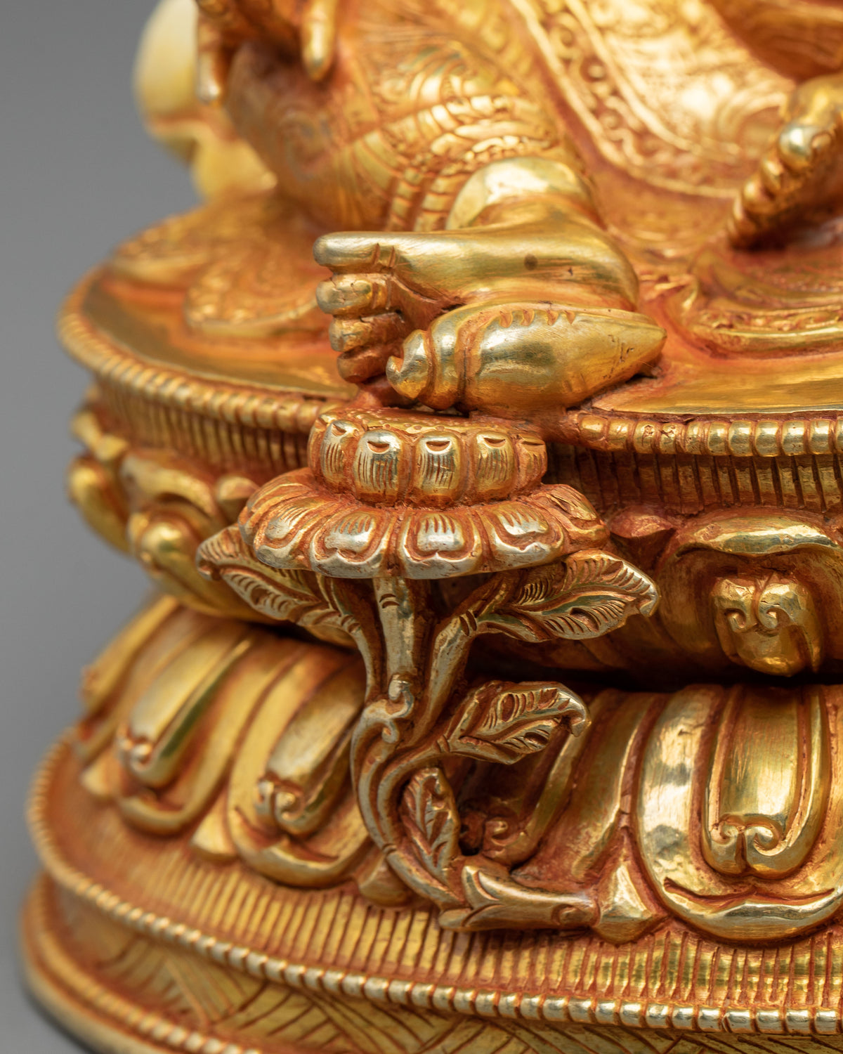 Dzambhala Statue | Guardian of Prosperity and Sacred Abundance