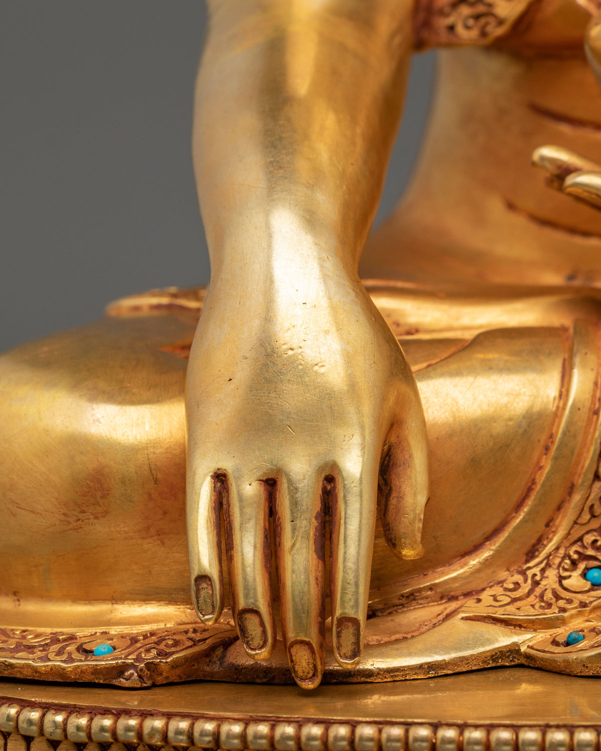 Statue of Shakyamuni Buddha the Enlightened One | 24K Gold Gilded