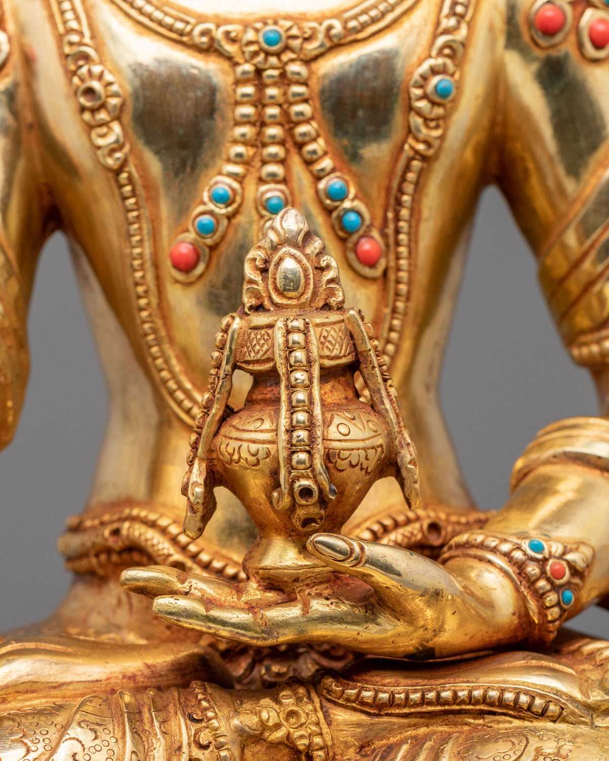 shitigarbha Bodhisattva Figurine | 24K Gold Gilded Buddhist Sculpture