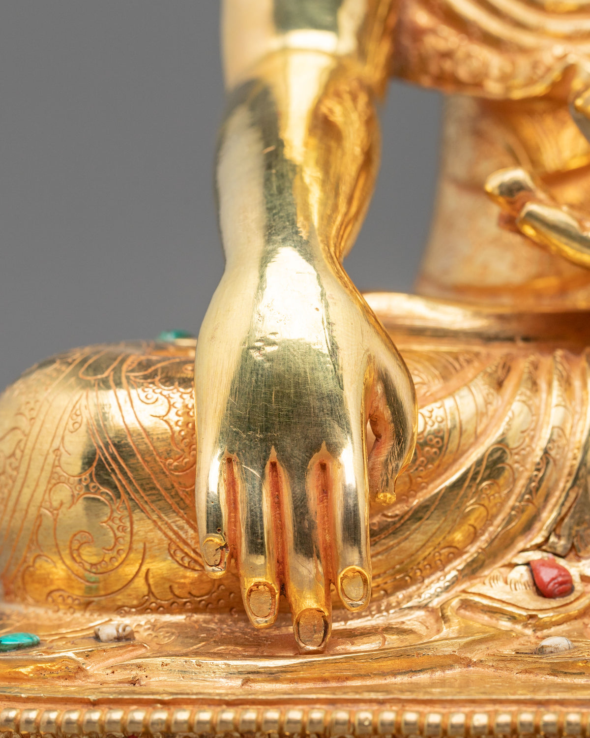 Shakyamuni Buddha Statue | Presence of Enlightened Peace