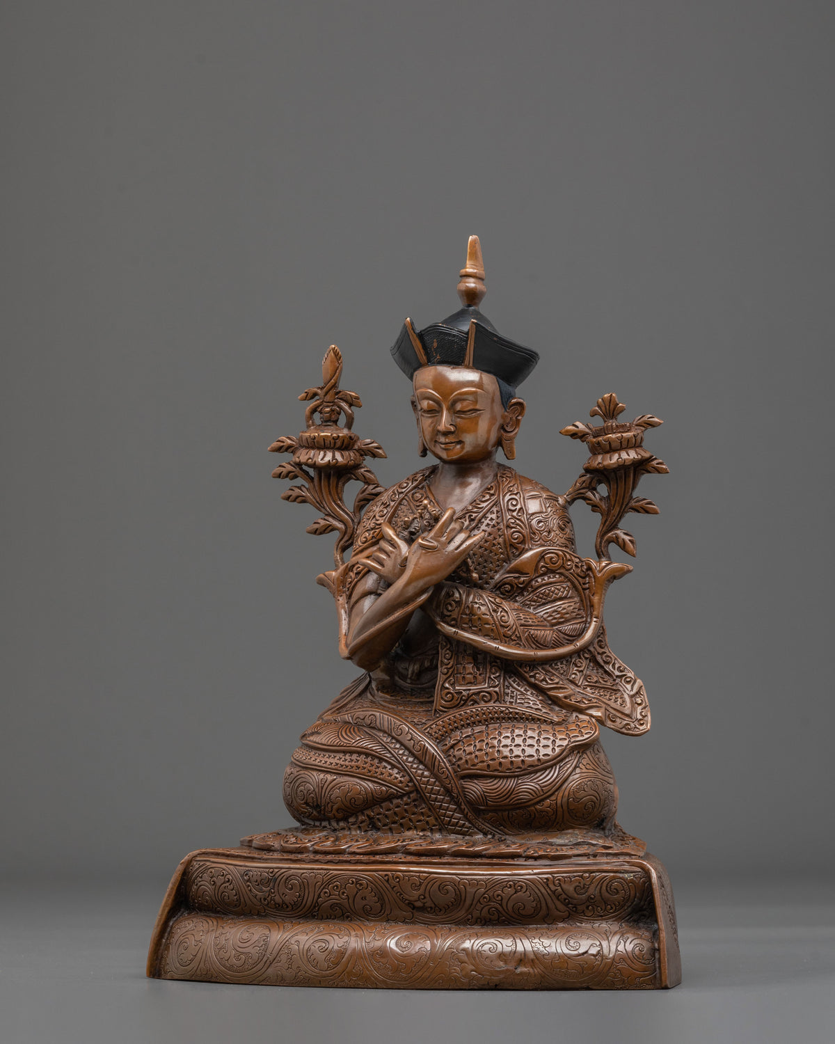 Rangjung Rigpe Dorje Statue | The Sixteenth Karmapa and His Spiritual Legacy