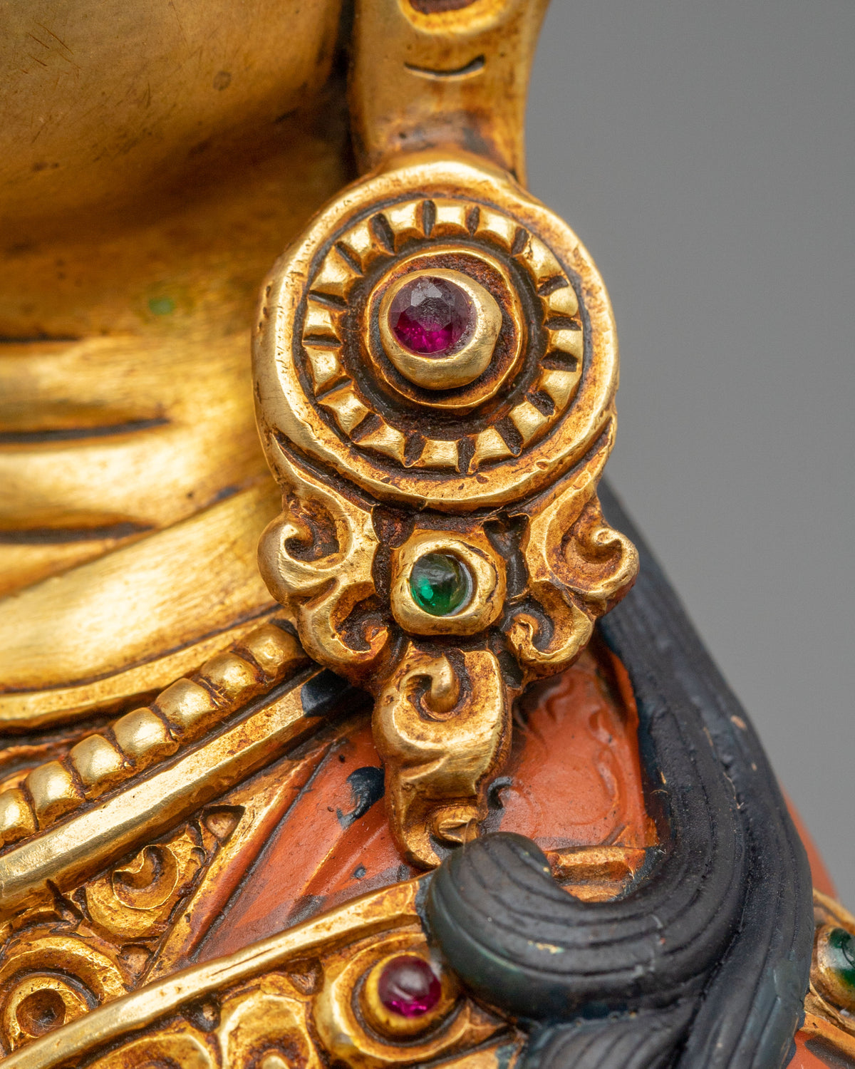 Guru Rinpoche Statue | Traditional Buddhist Artwork
